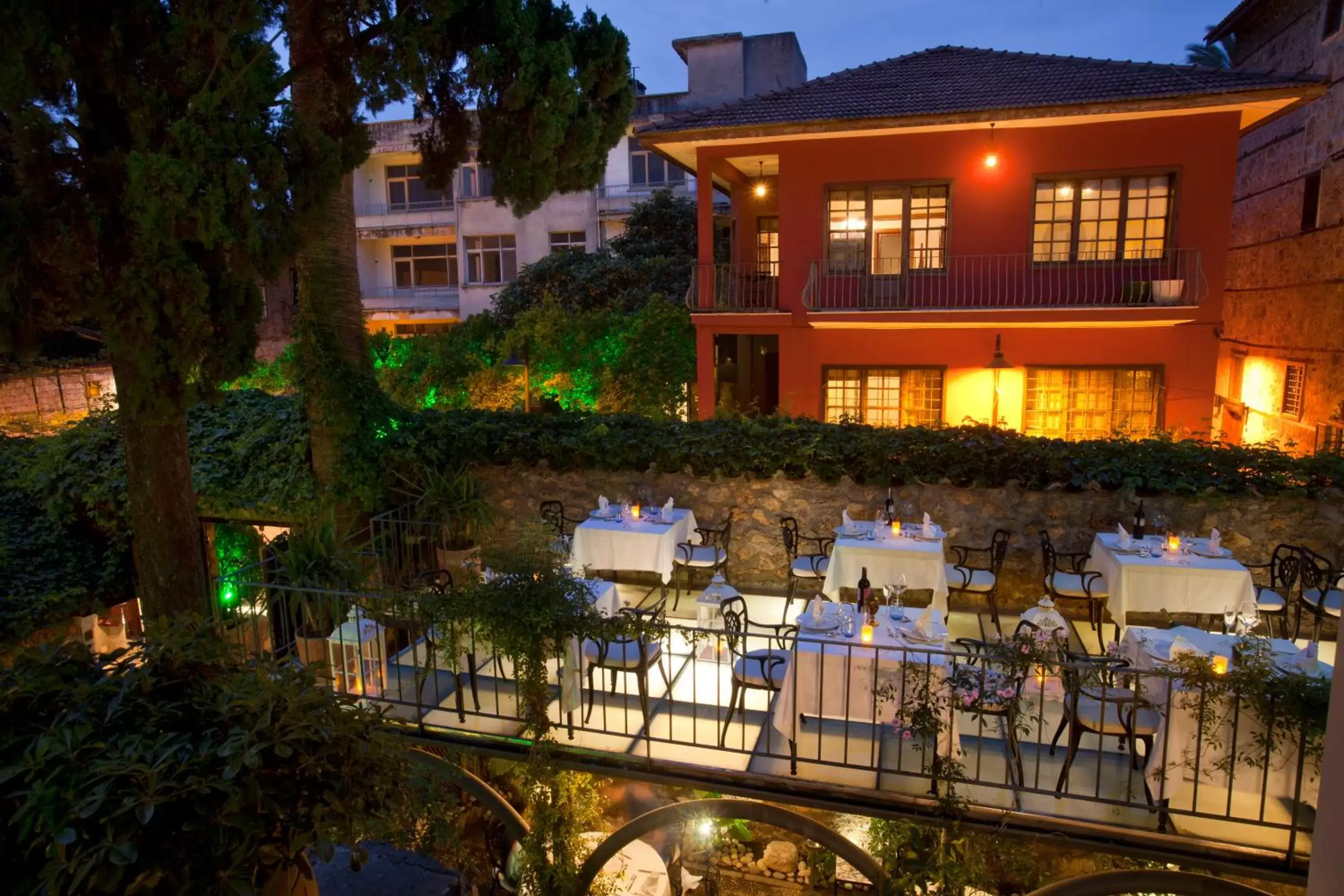 Restaurant/places to eat, Patio/Outdoor Area in Alp Pasa Hotel - Special Class