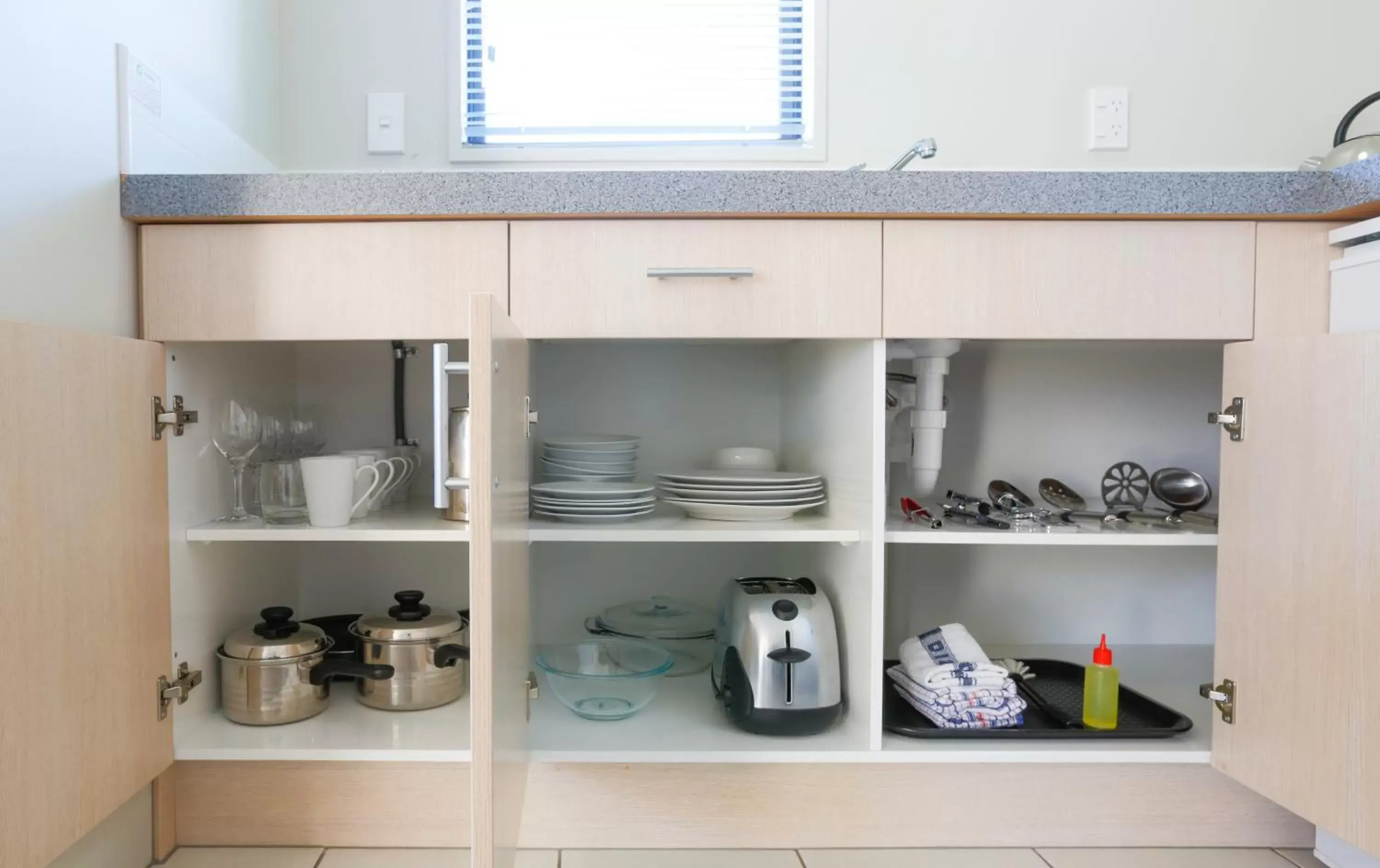 One-Bedroom Family Apartment in Bella Vista Motel Ashburton One-Bedroom Family Apartment in Bella Vista Motel Ashburton