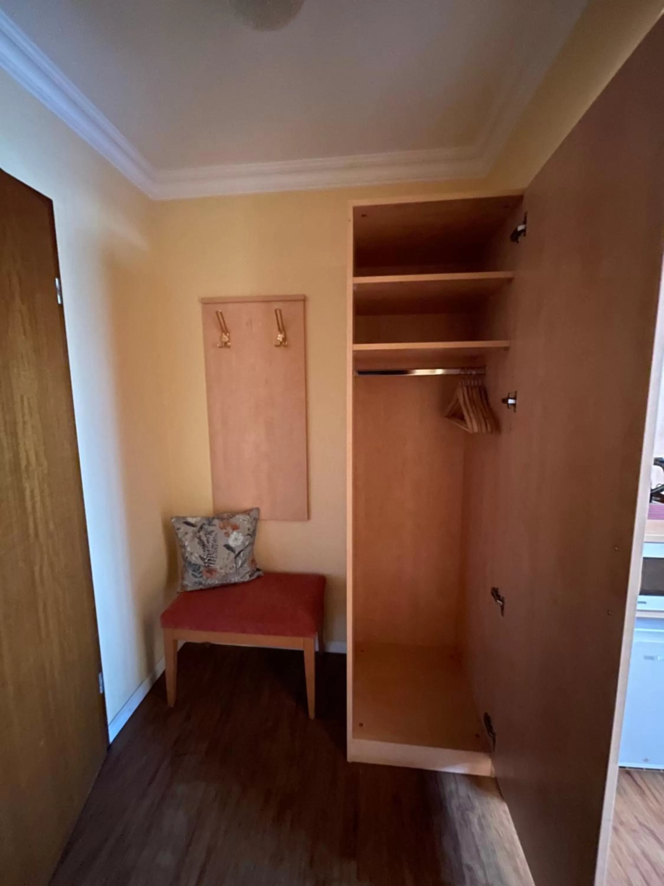 Photo of the whole room in zum Schwanen Garni