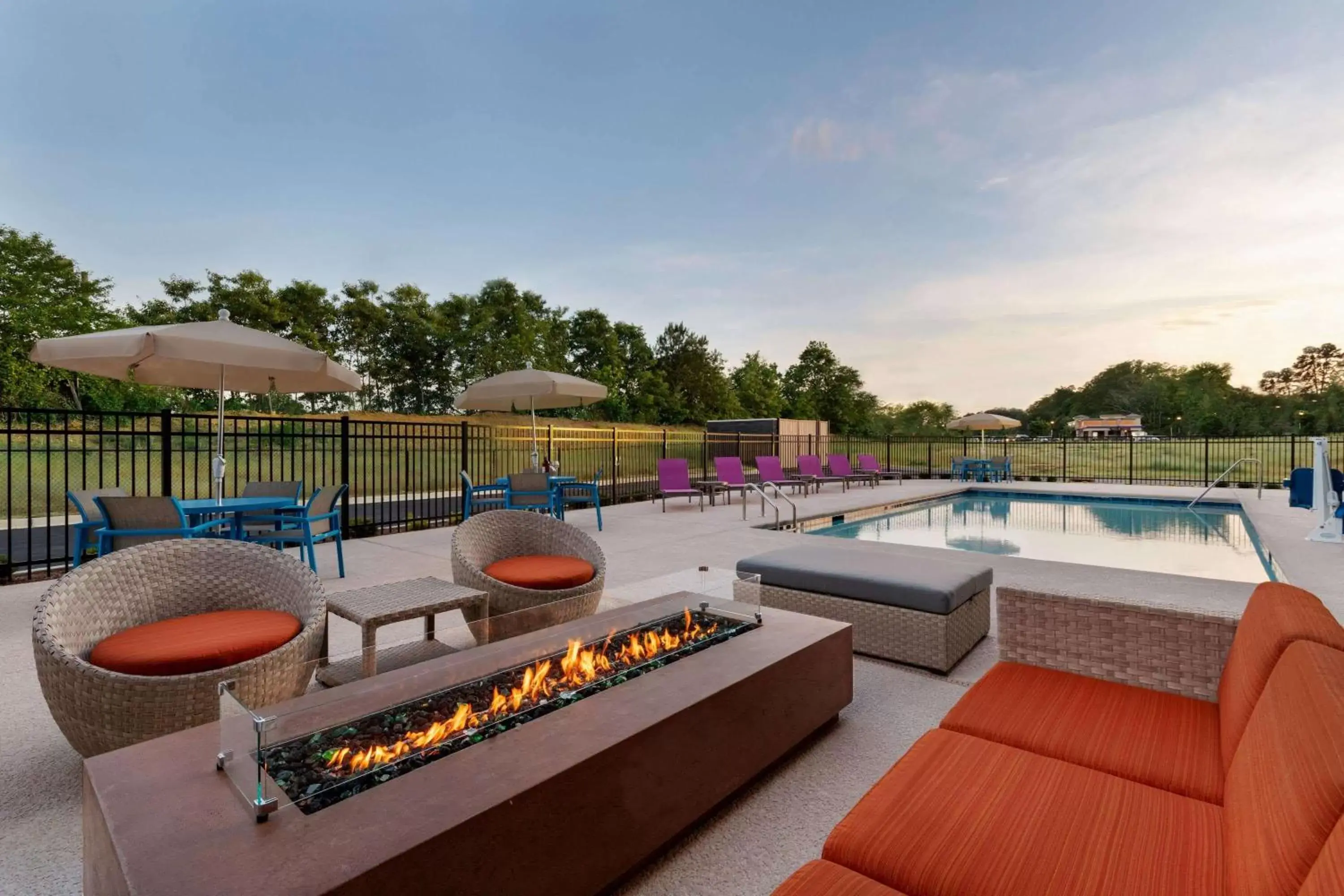On site, Swimming Pool in La Quinta Inn & Suites by Wyndham Braselton