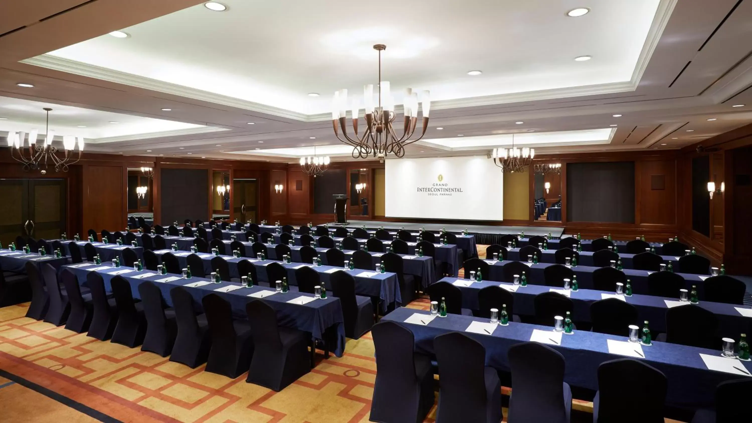 Meeting/conference room in Grand InterContinental Seoul Parnas, an IHG Hotel