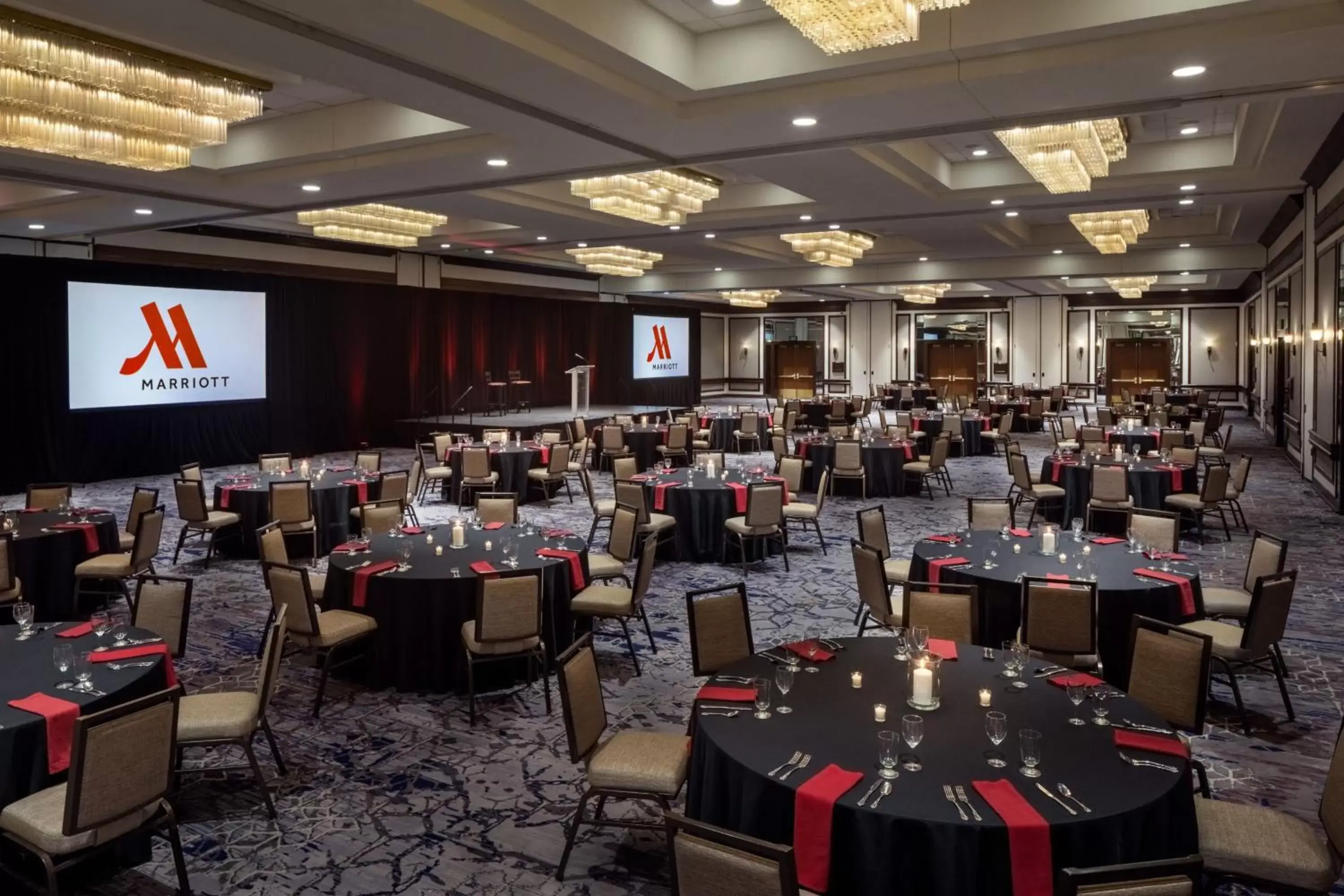 Meeting/conference room, Restaurant/Places to Eat in Indianapolis Marriott East