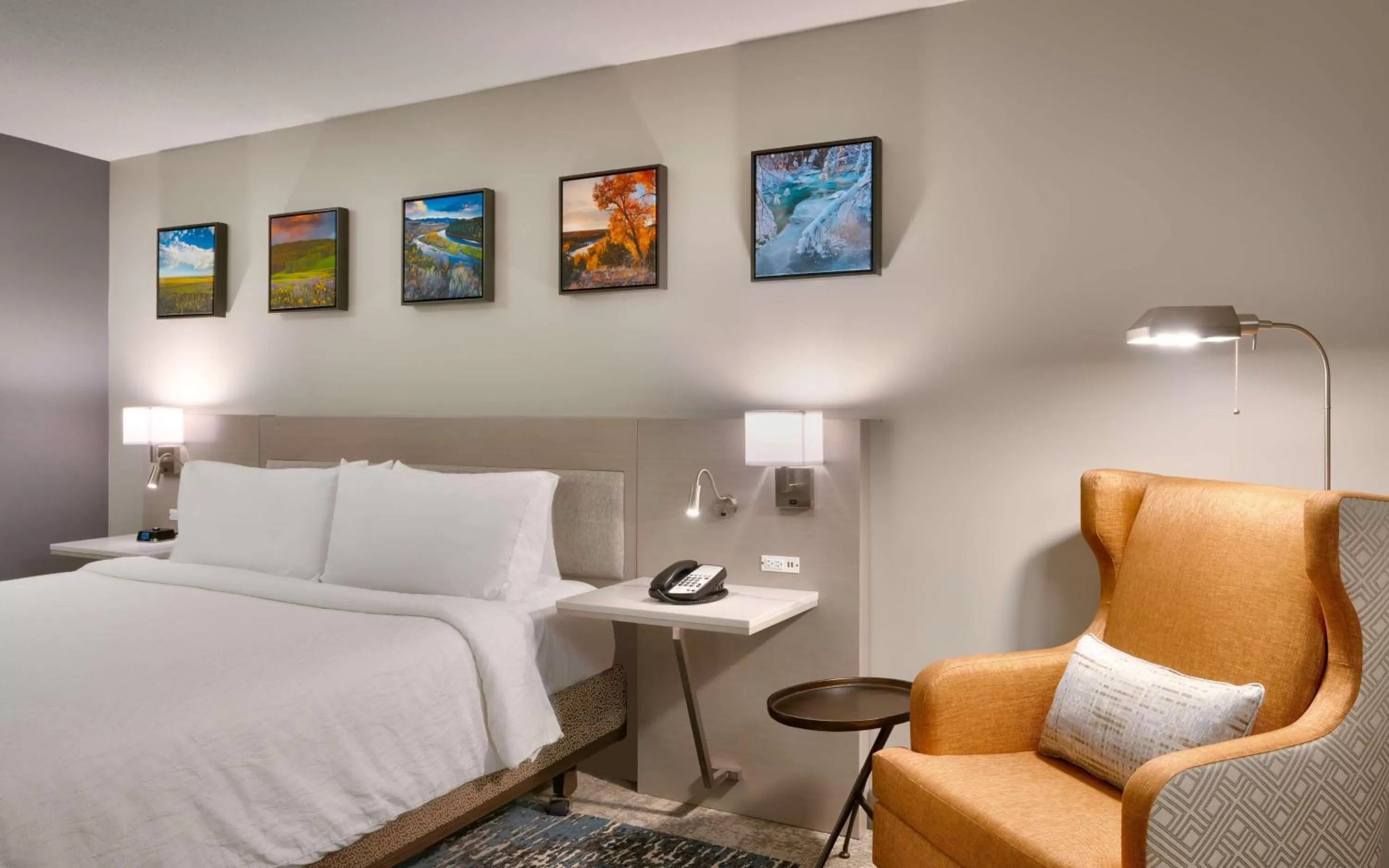 Bed in Hilton Garden Inn Idaho Falls