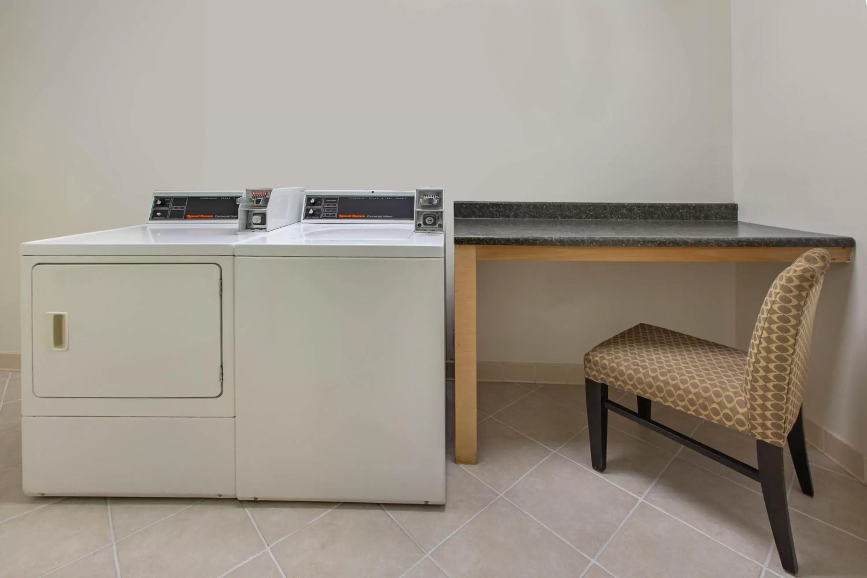 laundry, Kitchen/Kitchenette in Baymont by Wyndham Harrisburg