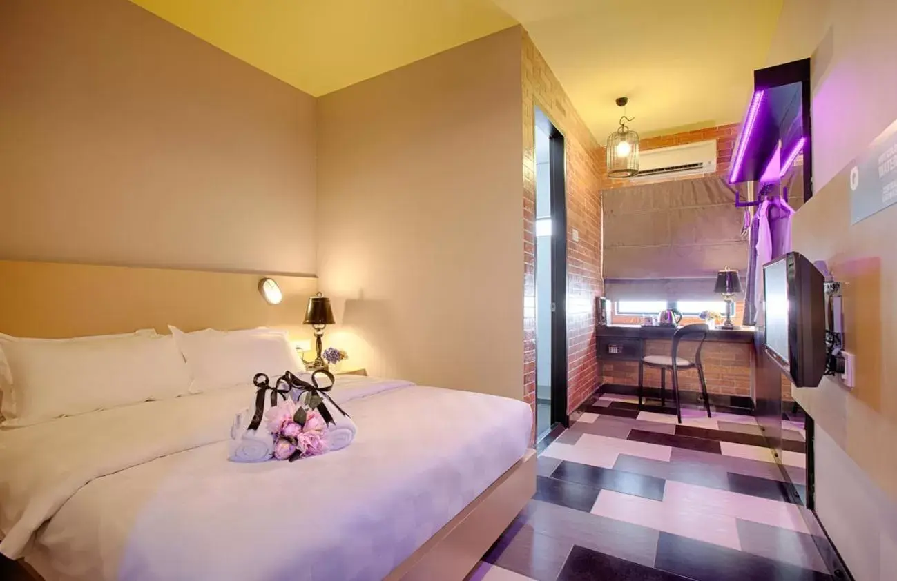 Photo of the whole room, Bed in the youniQ Hotel, Kuala Lumpur International Airport Photo of the whole room, Bed in the youniQ Hotel, Kuala Lumpur International Airport