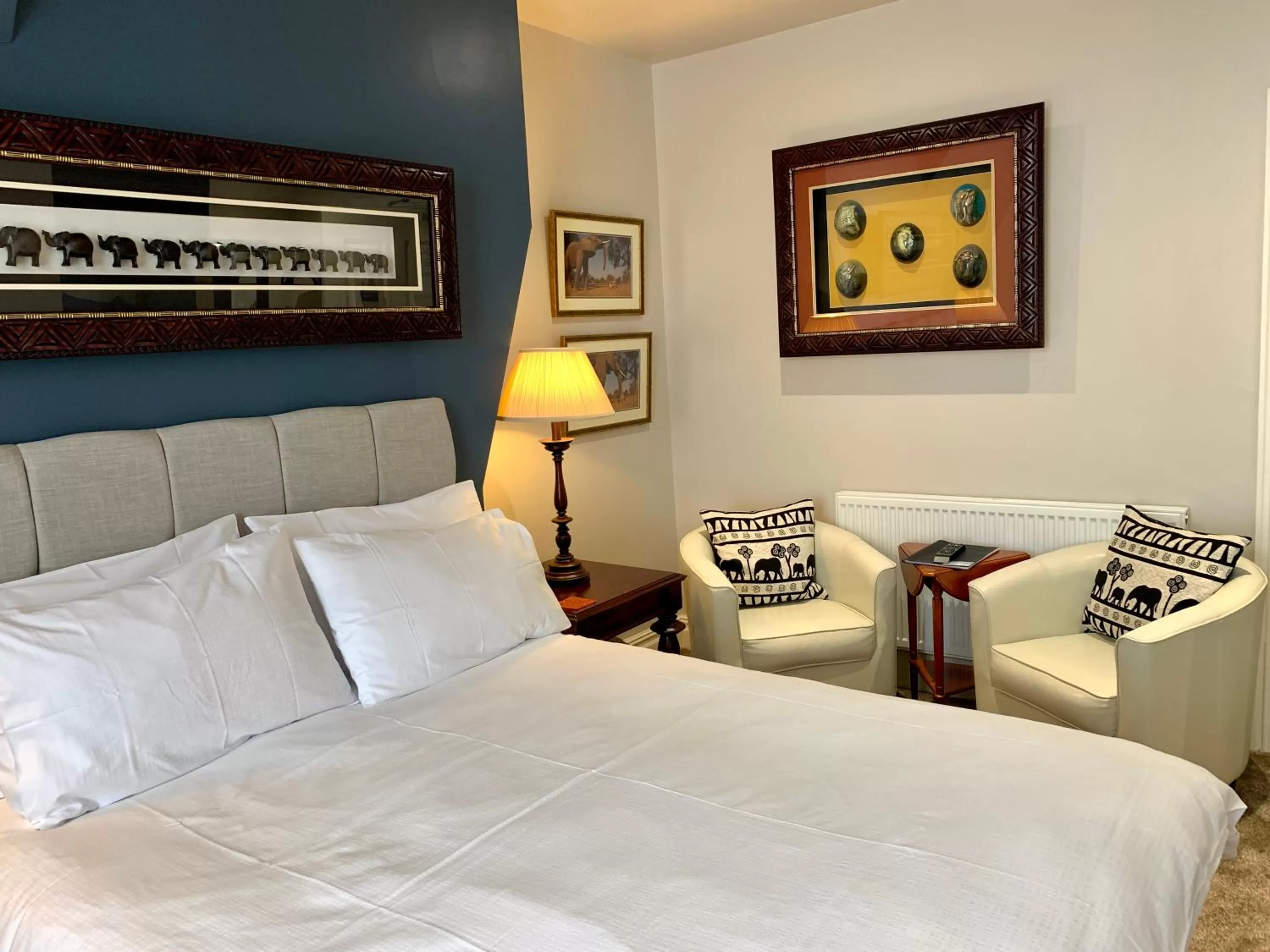 Bedroom, Bed in The Gaydon