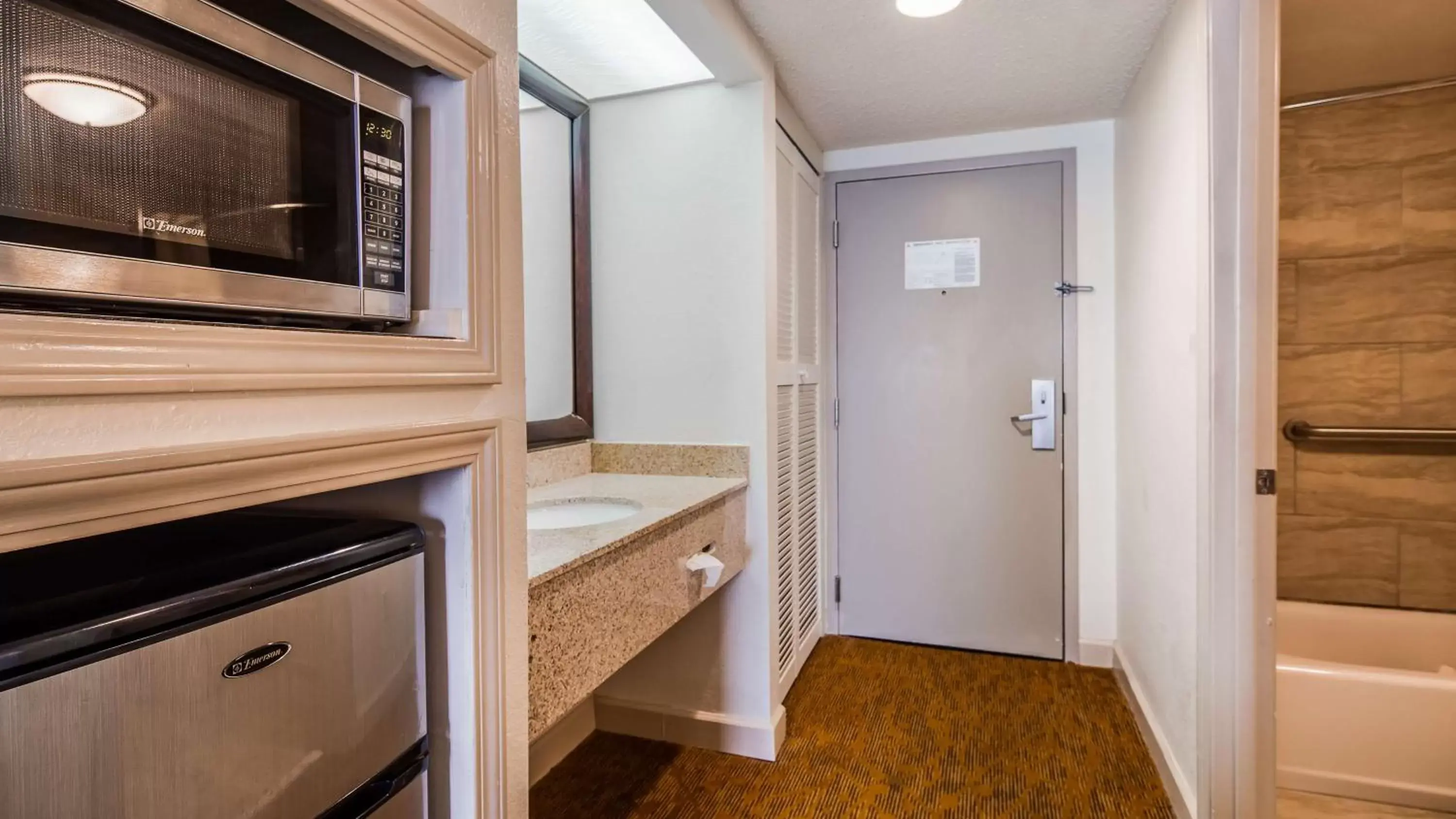 Photo of the whole room, Bathroom in Best Western Plus Cypress Creek