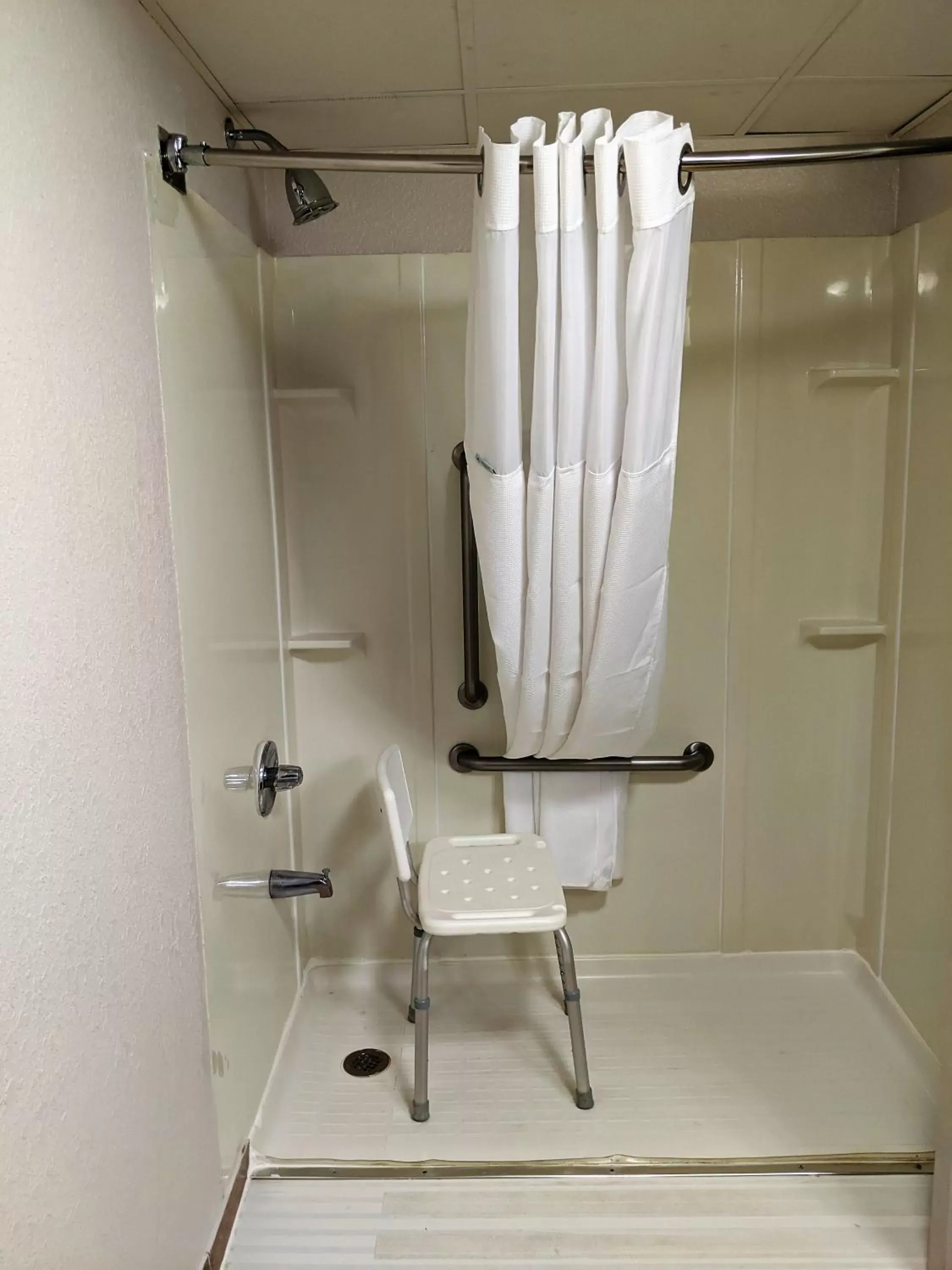 Shower, Bathroom in Wyndham Garden Charlotte Airport Southeast