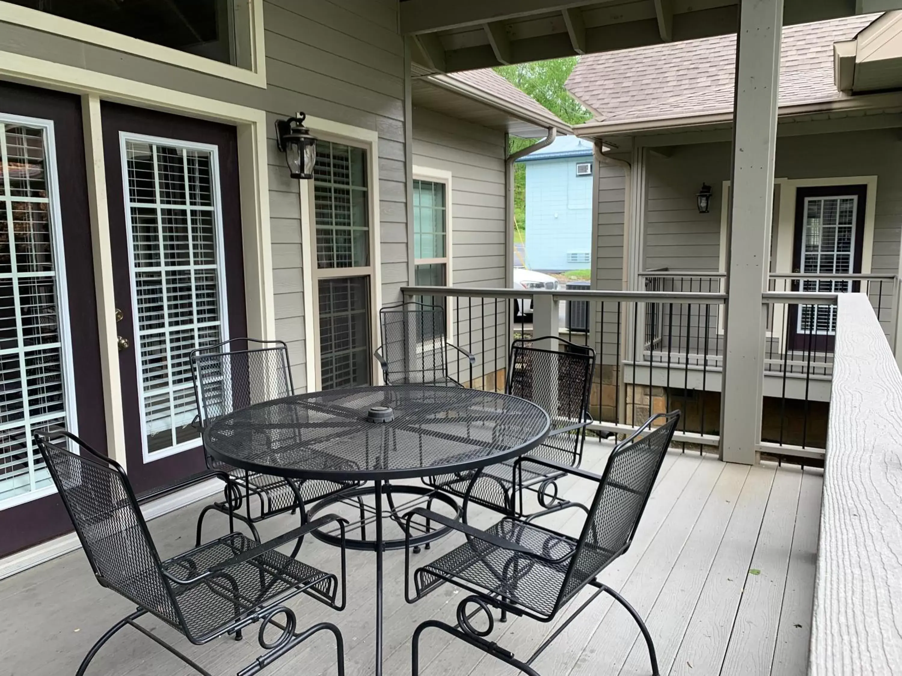 Balcony/Terrace in Carr's Northside Hotel and Cottages