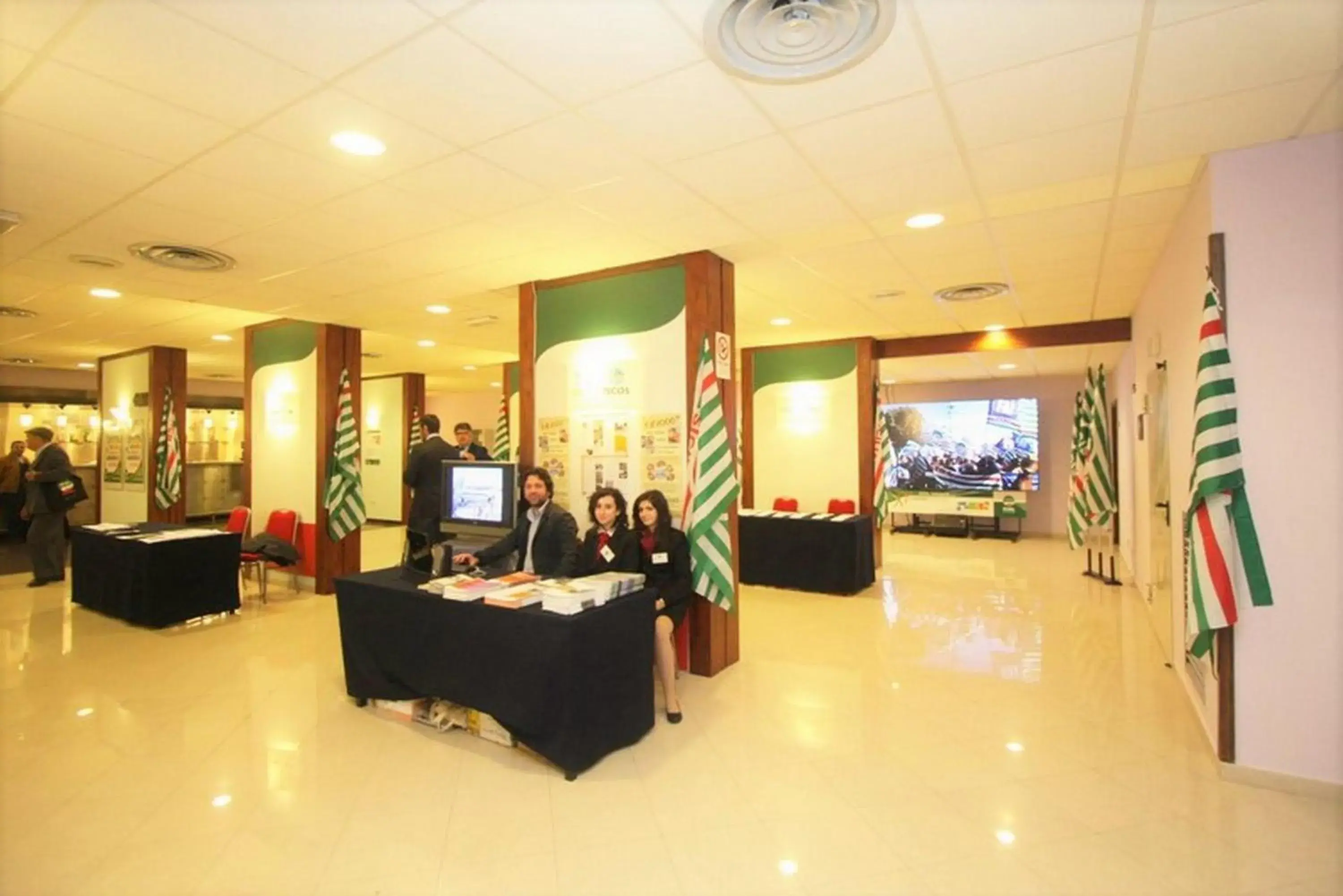 Staff, Lobby/Reception in San Paolo Palace Hotel