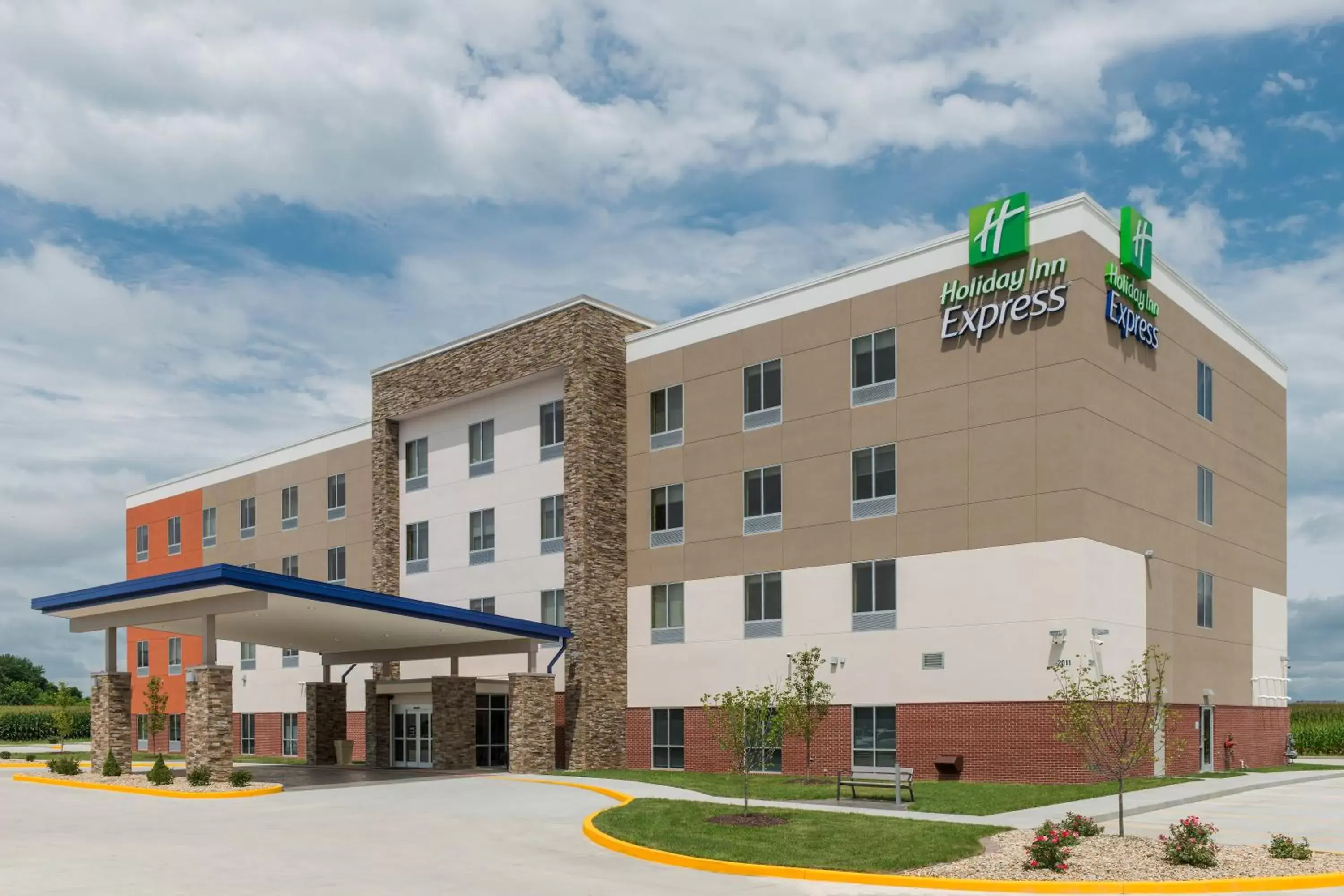 Property Building in Holiday Inn Express Troy, an IHG Hotel