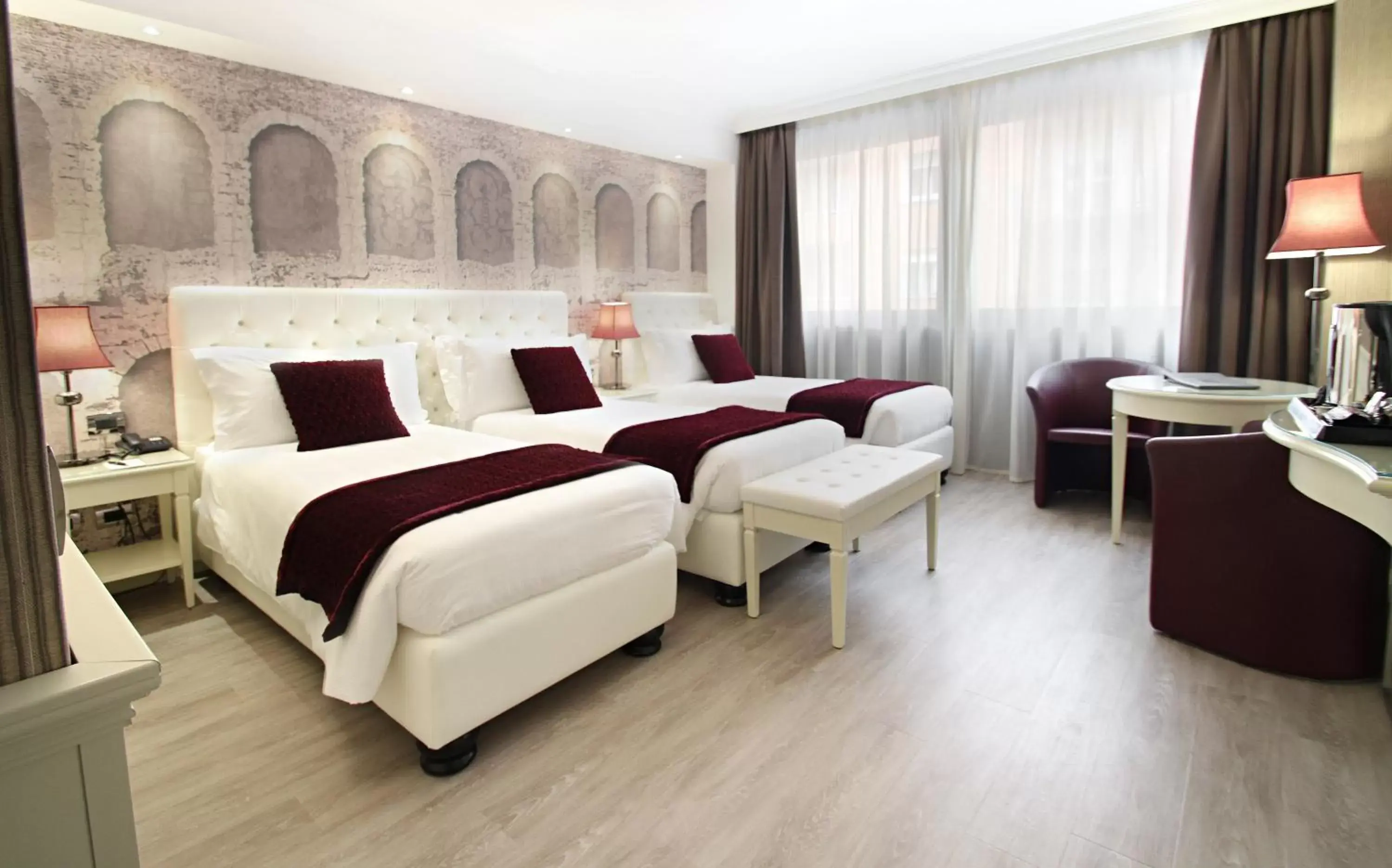 Deluxe Triple Room in Hotel Giberti & Spa