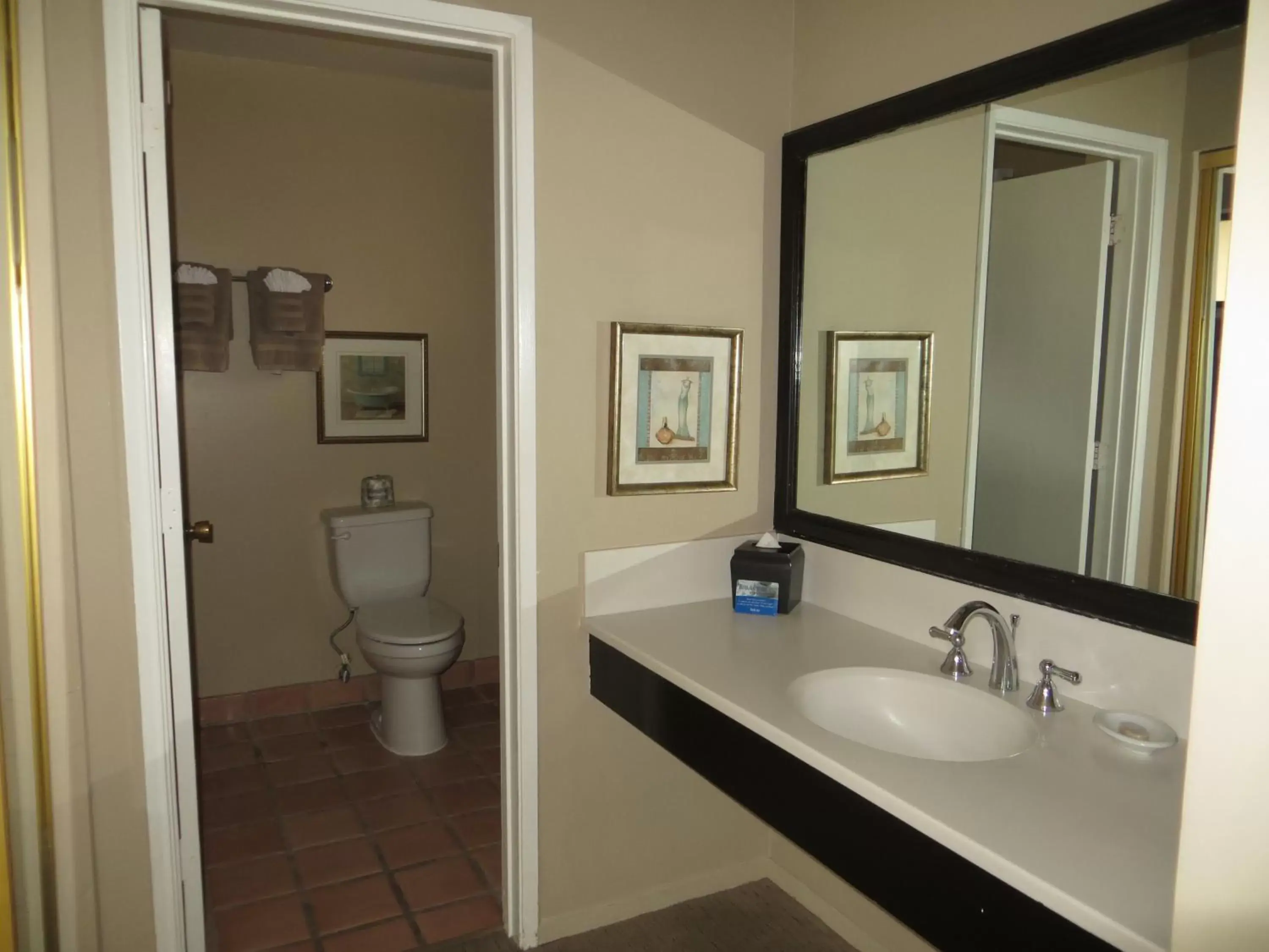 Bathroom in Adobe Inn
