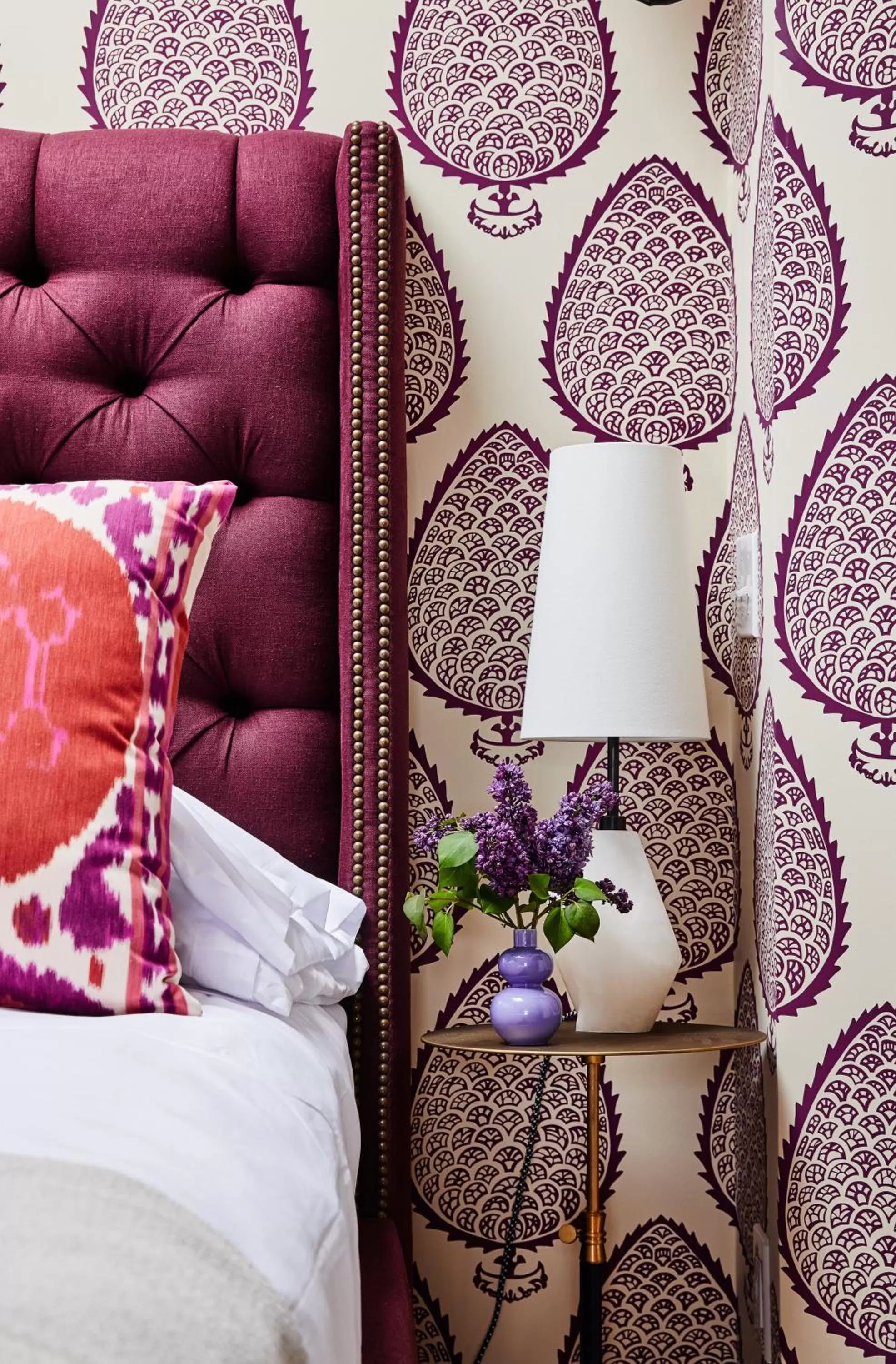 Decorative detail, Bed in The Cliffside Inn