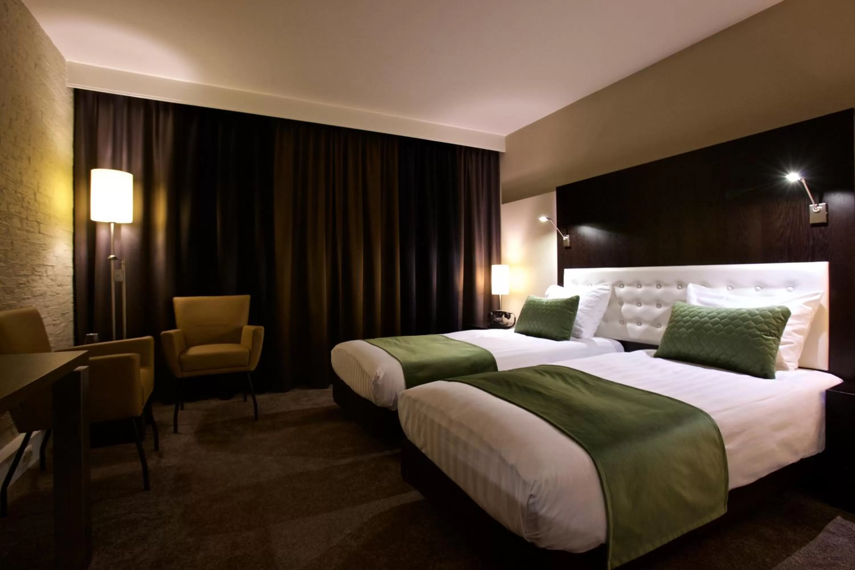 Bedroom, Bed in Hotel Arrows