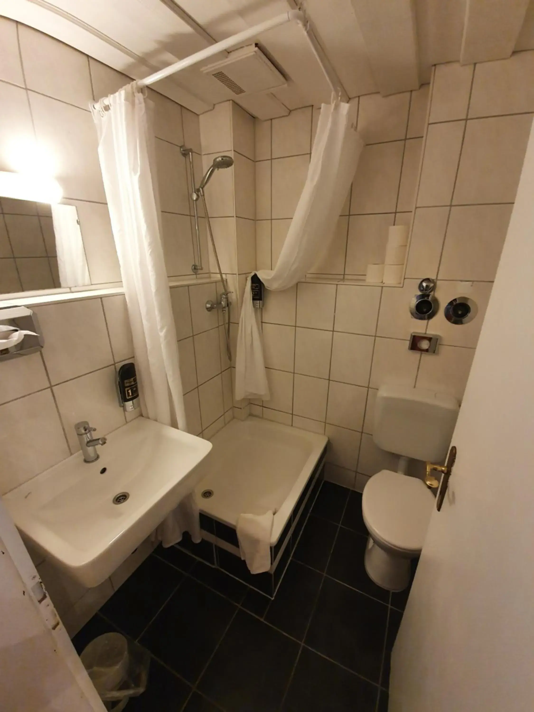 Bathroom in Pension Seibel