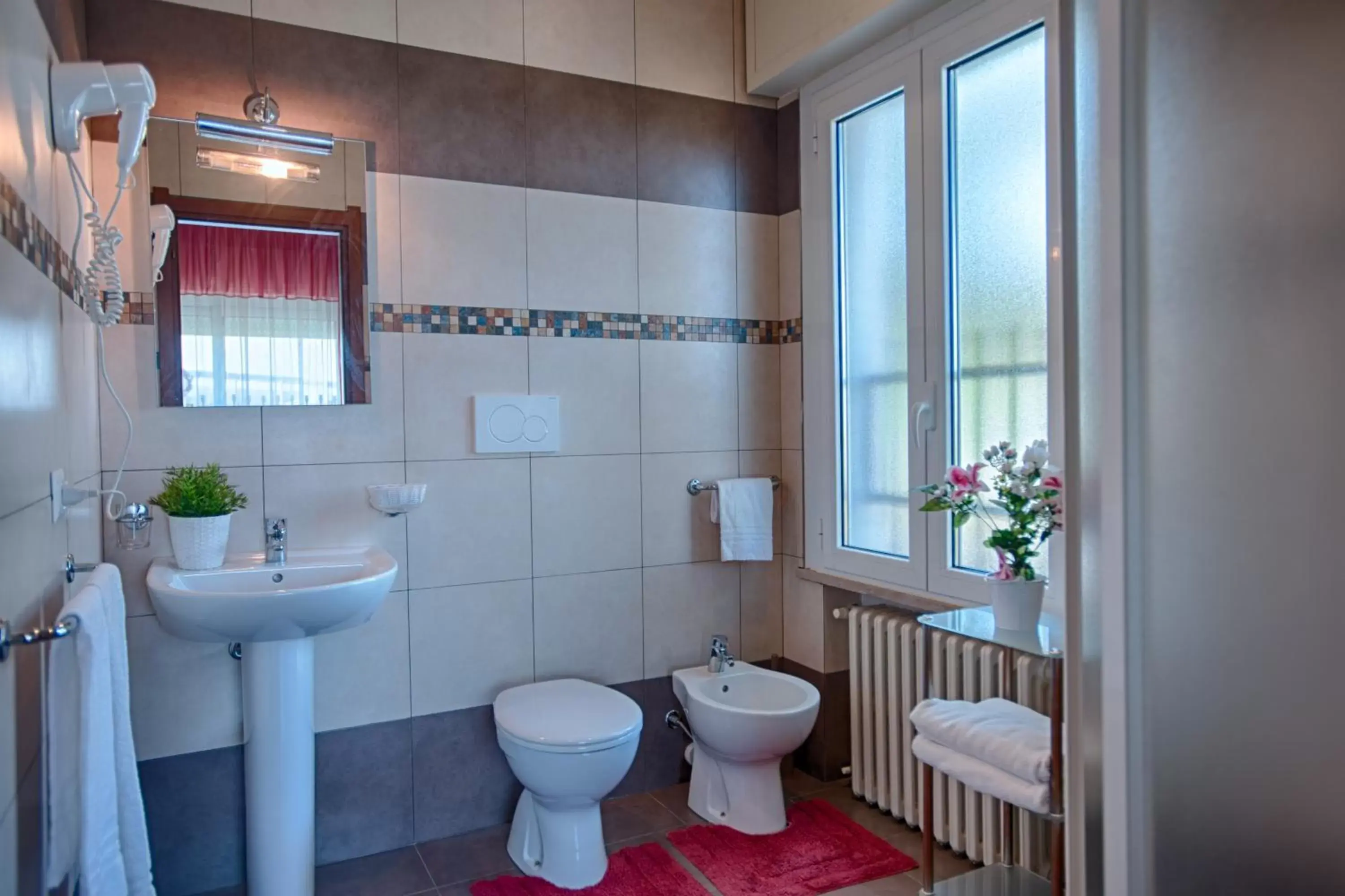 Shower, Bathroom in Locanda San Biagio