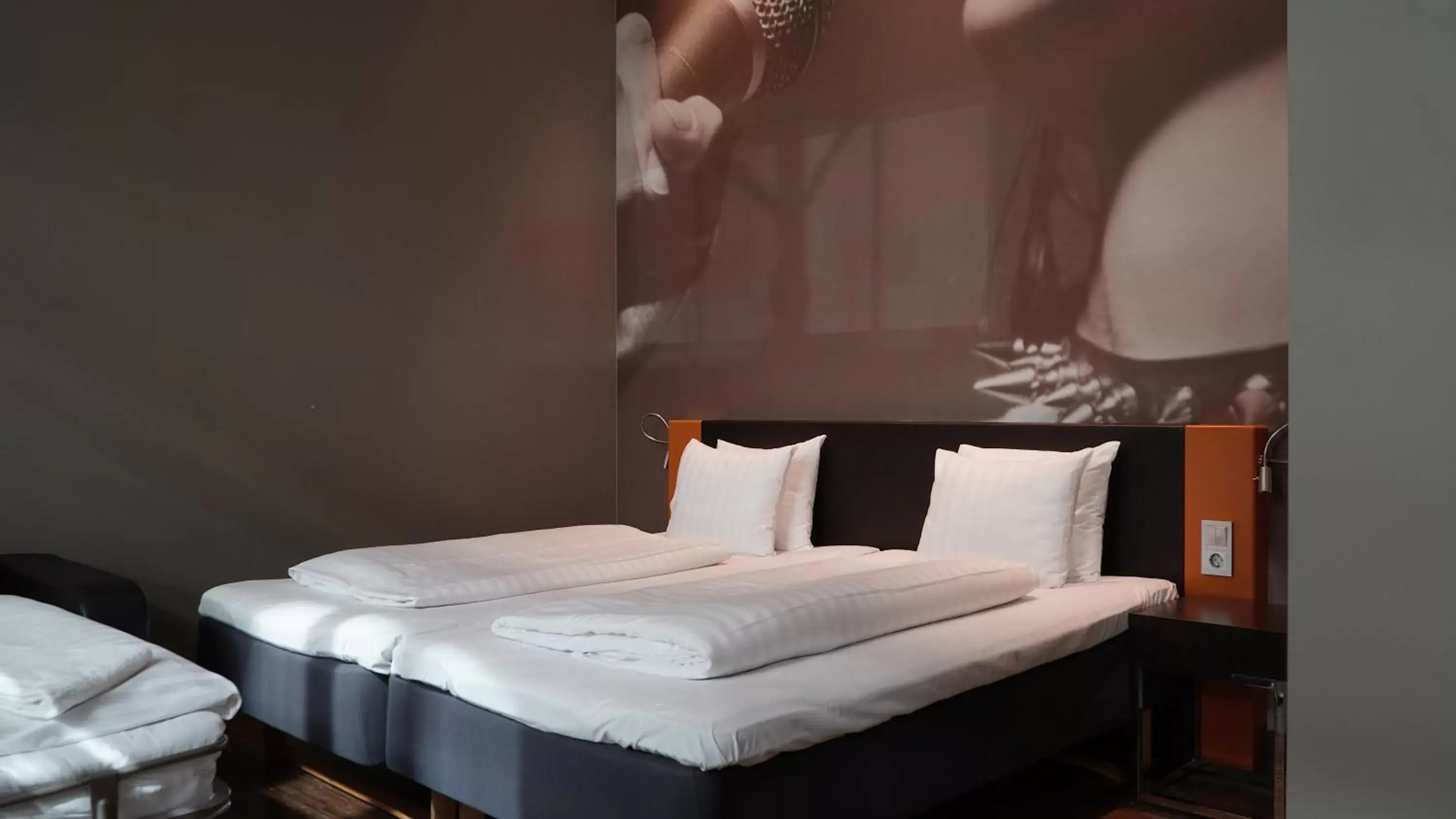 Bedroom, Bed in Comfort Hotel Malmö