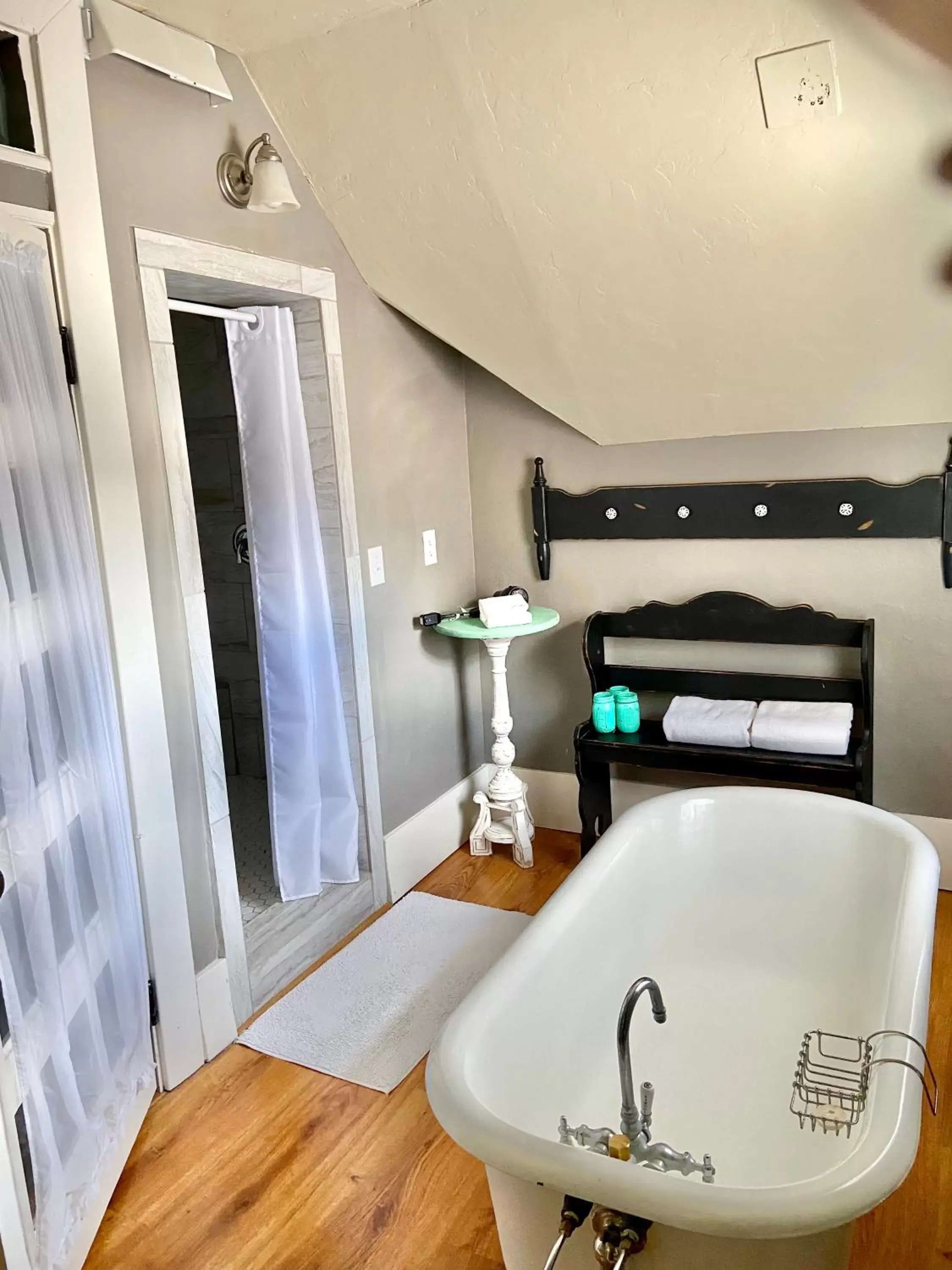 Bathroom in The Panguitch House