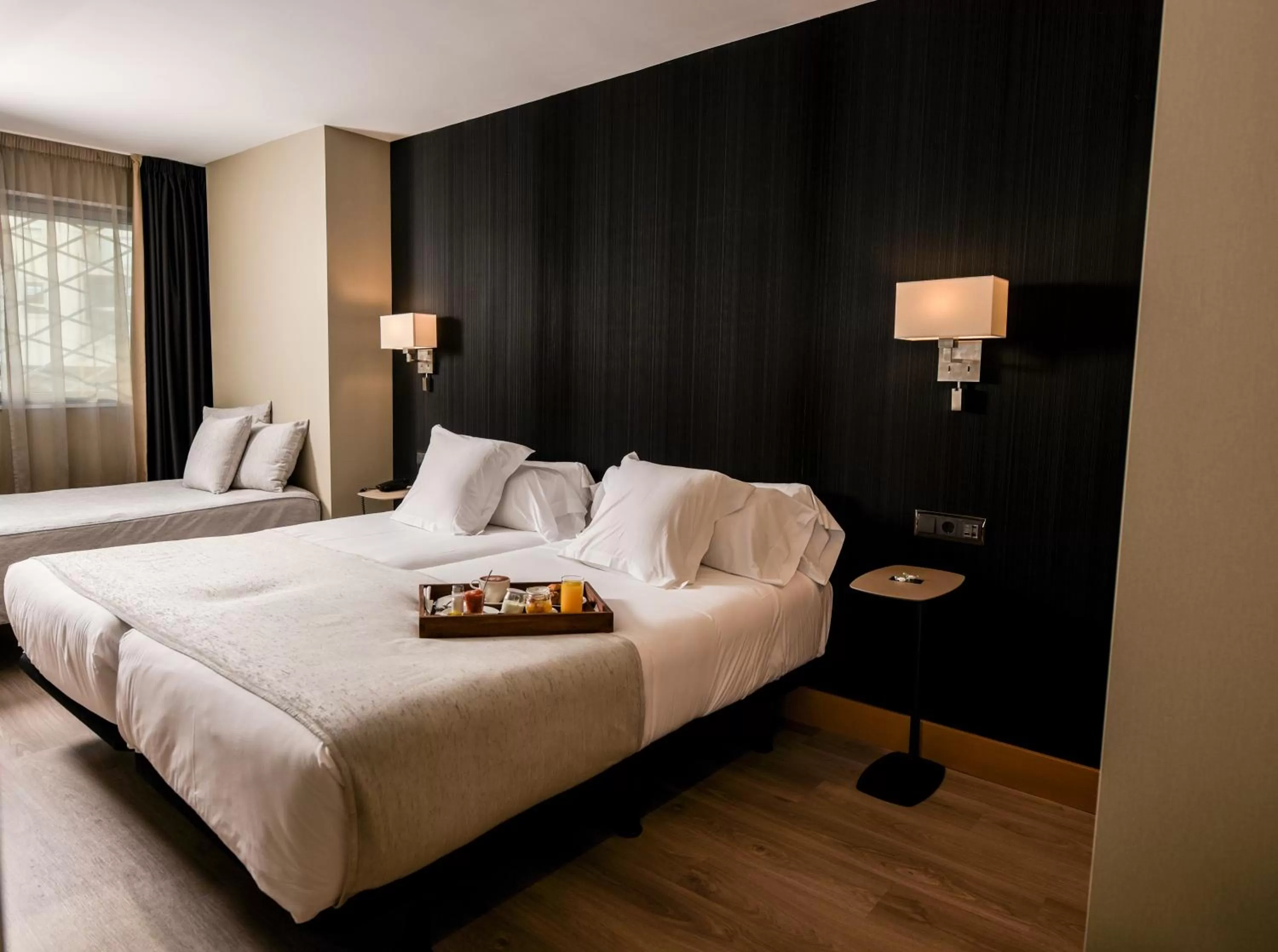 Photo of the whole room, Bed in Hotel Plaza