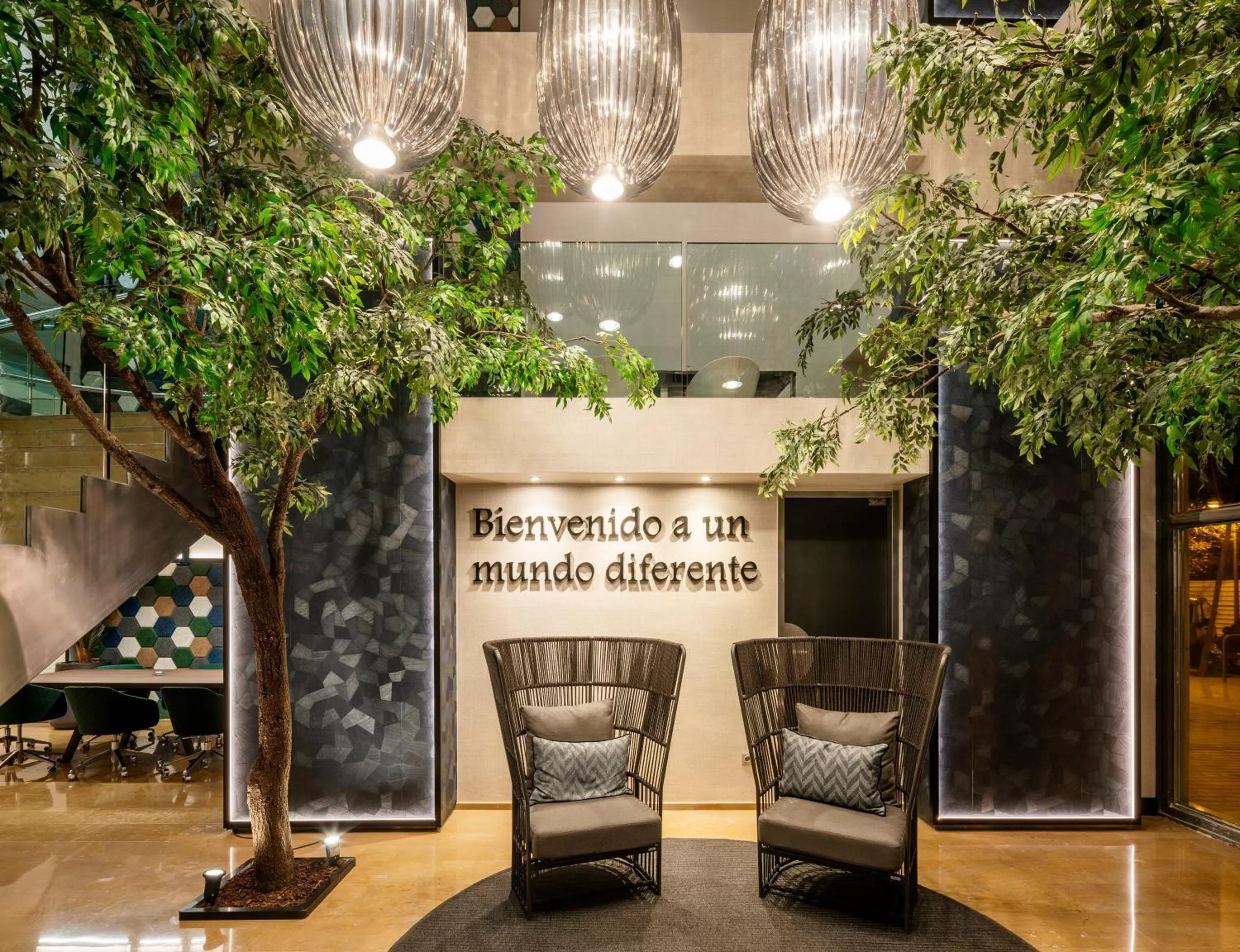 Lobby or reception in Ilunion Valencia 4