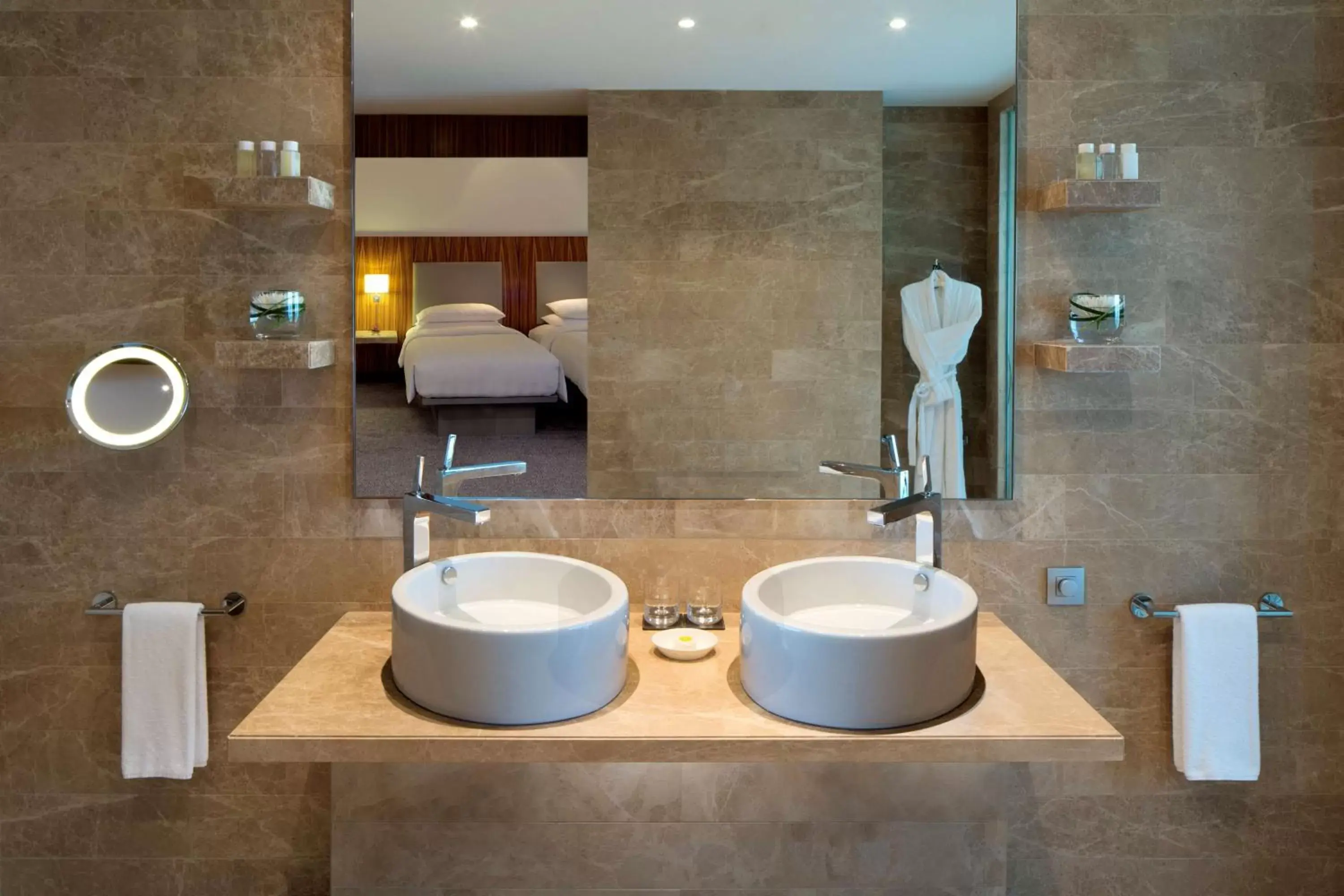 Bedroom, Bathroom in Andaz Capital Gate Abu Dhabi - a concept by Hyatt