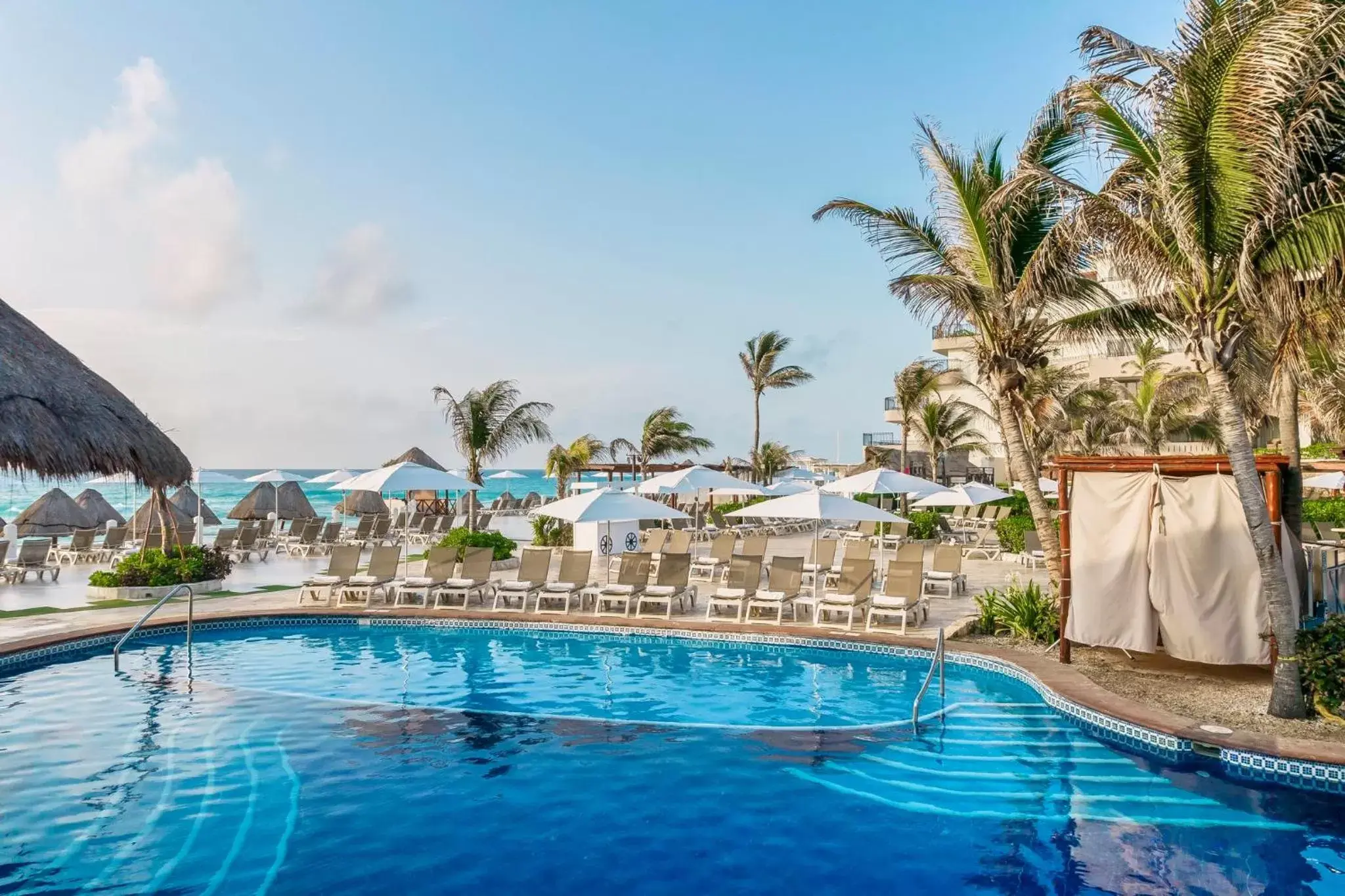 Swimming Pool in Fiesta Americana Condesa Cancun - All Inclusive