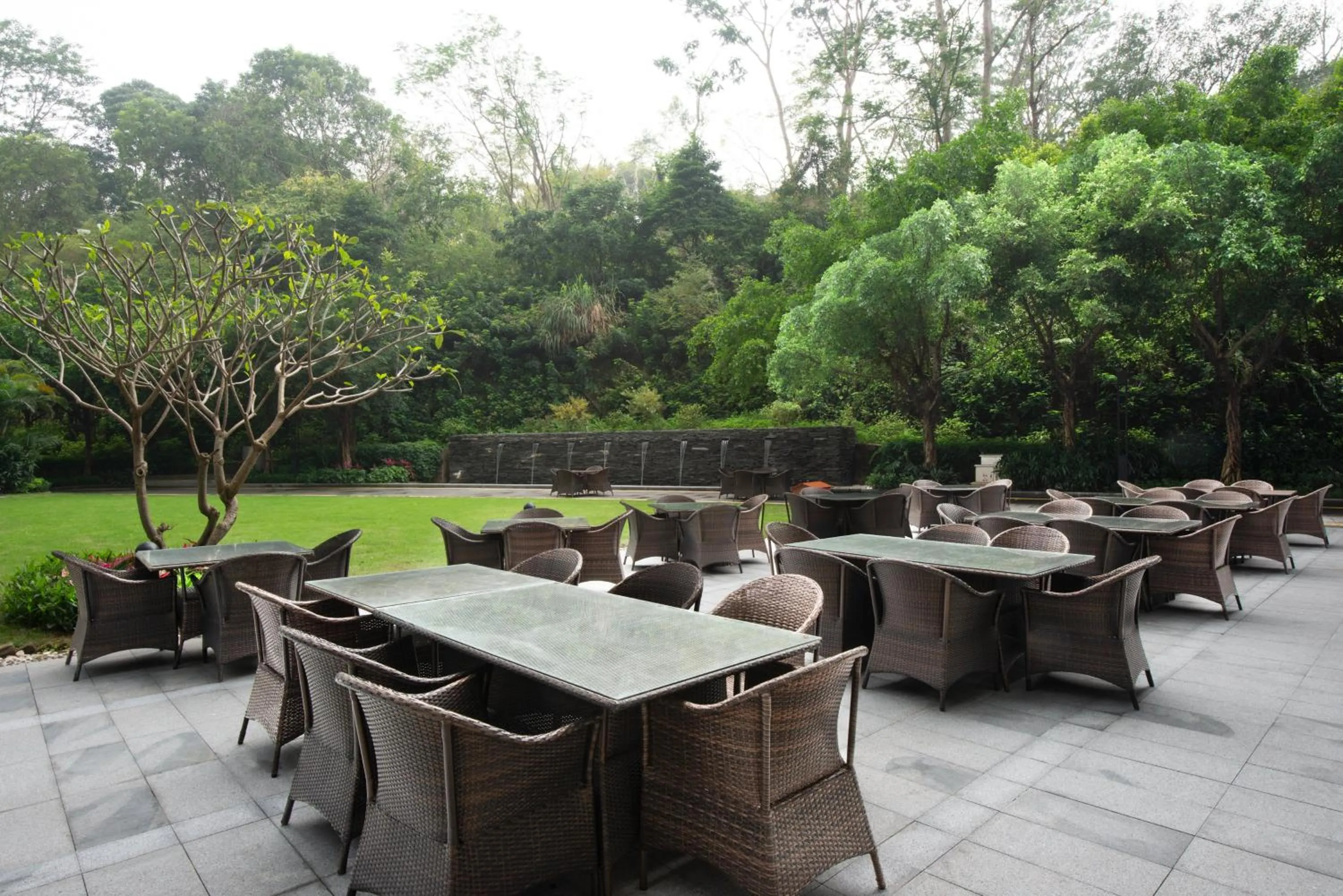 Other in Junluxe Hotel Guangzhou Science City-Free Shuttle Bus Service to Guangzhou Canton Fair