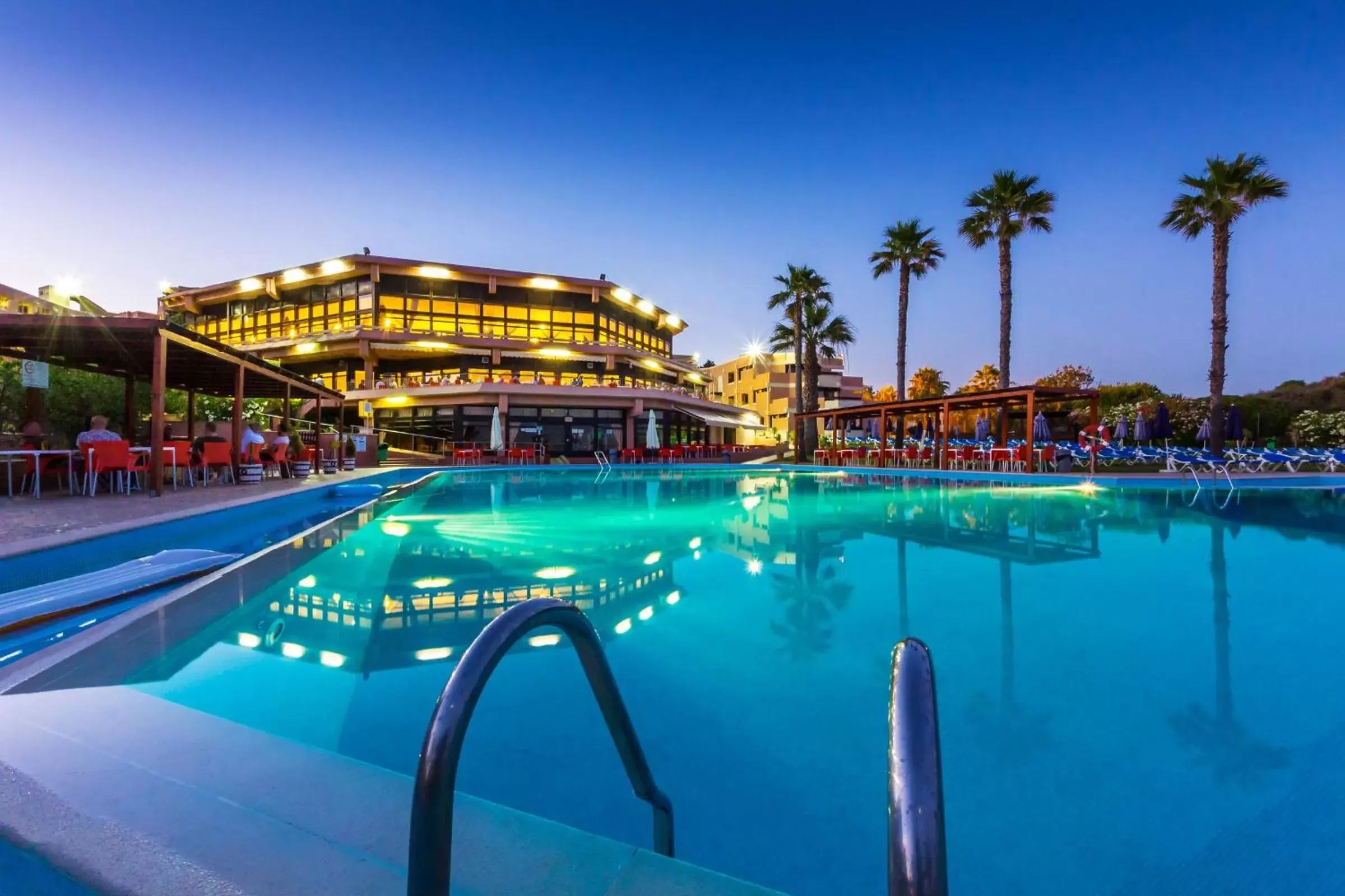 Pool view, Swimming Pool in Auramar Beach Resort