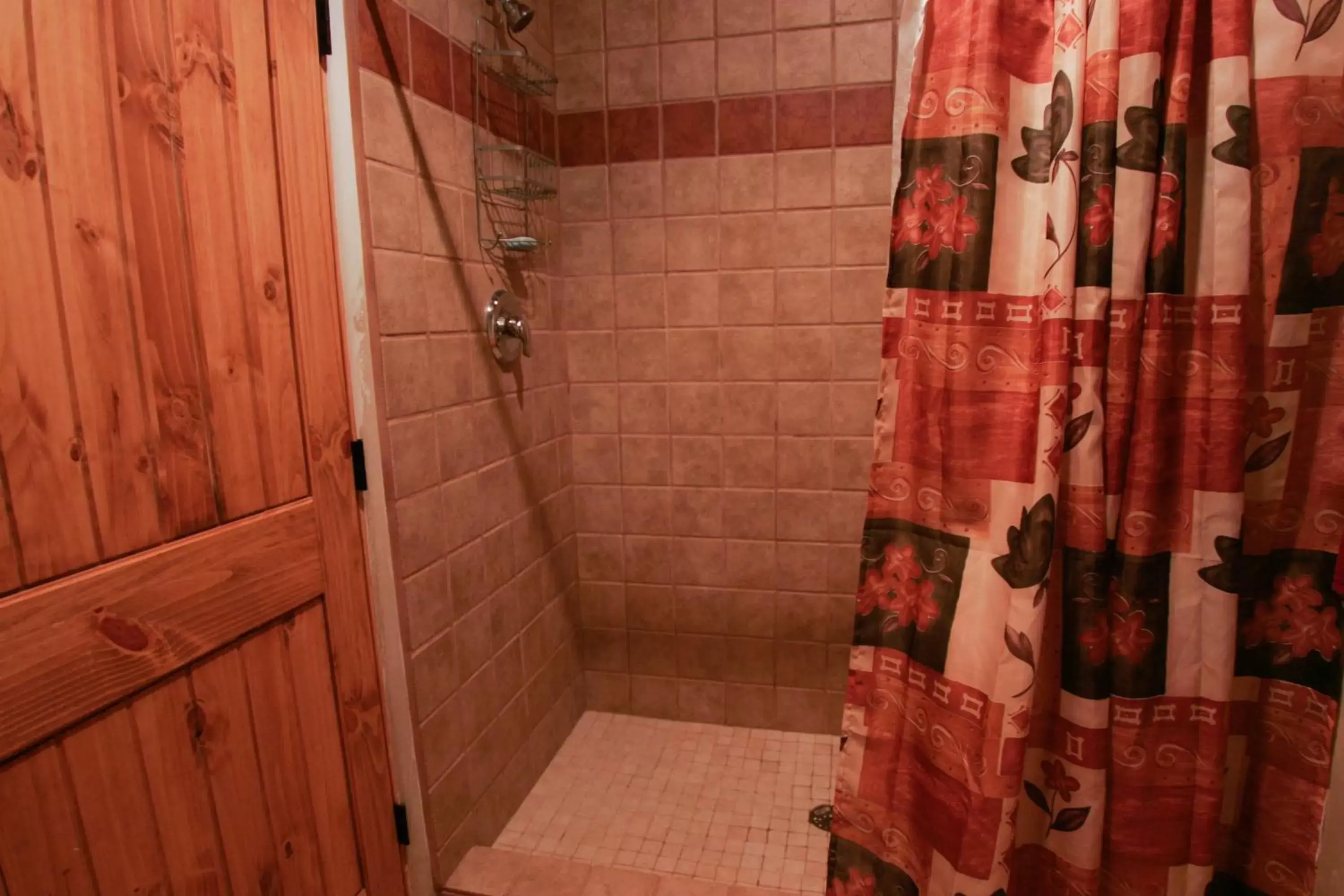 Bathroom in Shady Brook Inn Village/Resort