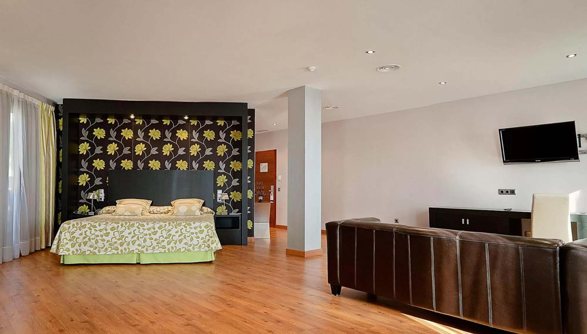 Bed in Hotel Campos de Baeza