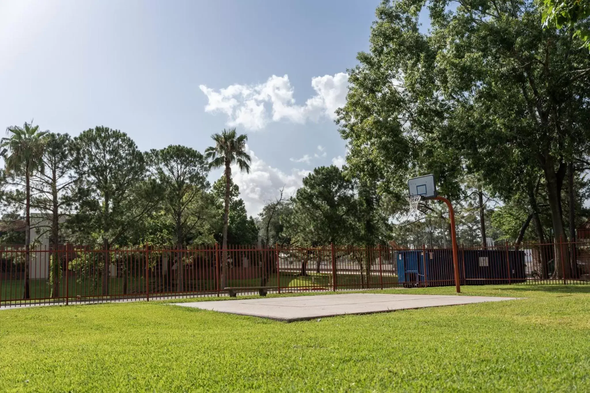 Sports in GreenTree Hotel & Extended Stay I-10 FWY Houston, Channelview, Baytown Sports in GreenTree Hotel & Extended Stay I-10 FWY Houston, Channelview, Baytown