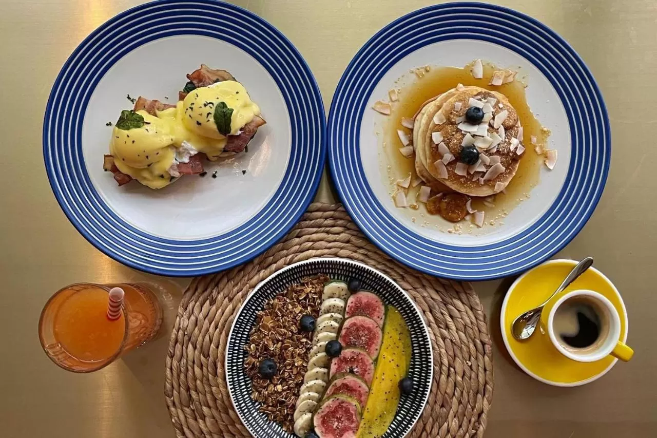 Breakfast, Food in The Opposite House