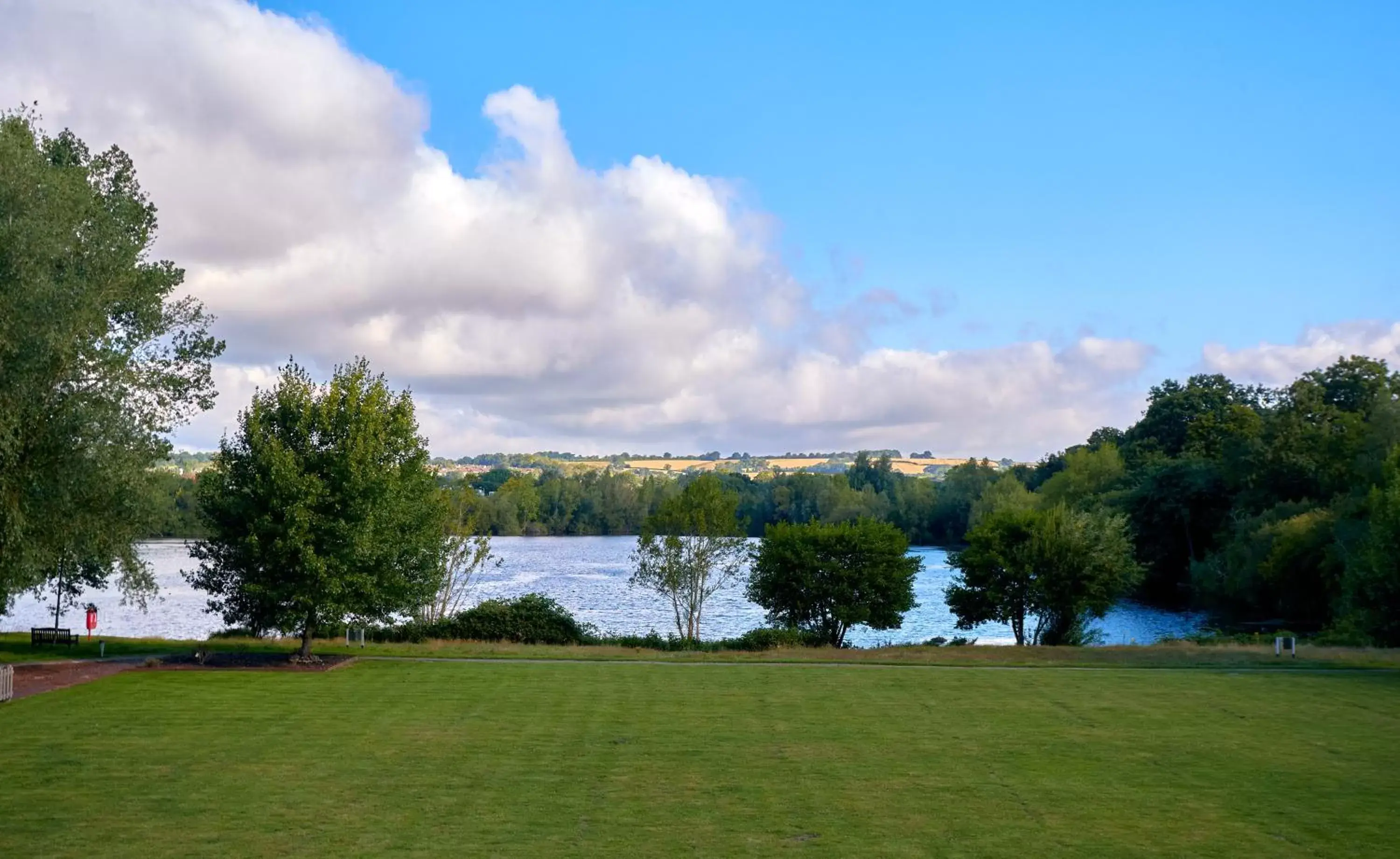 Fitness centre/facilities, Garden in Crowne Plaza Marlow, an IHG Hotel