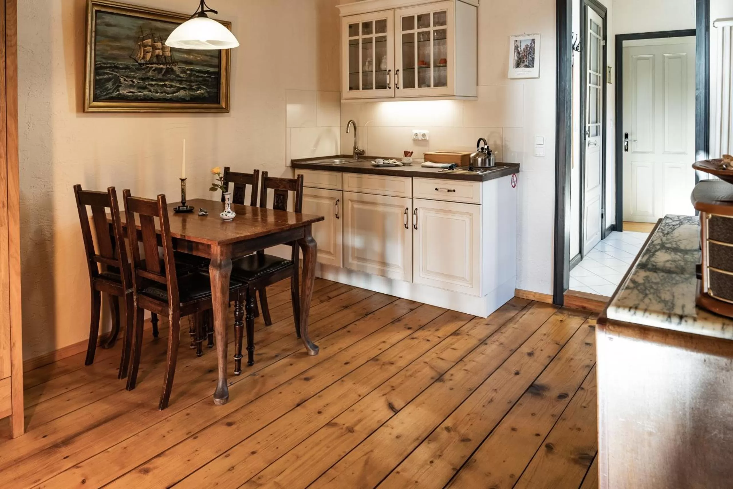 Bedroom, Kitchen/Kitchenette in Hotel Haase