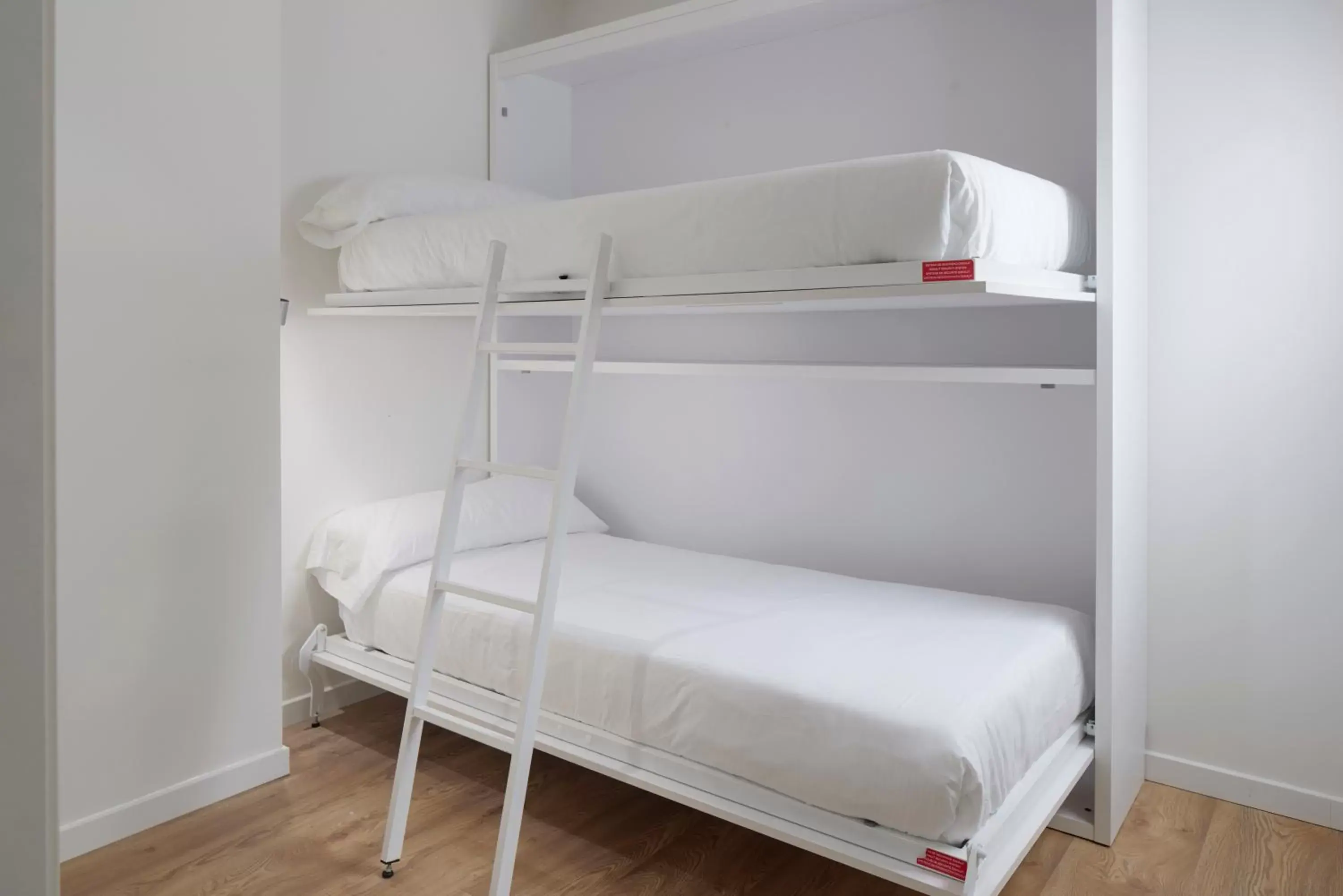 bunk bed in Hotel SANSEbay