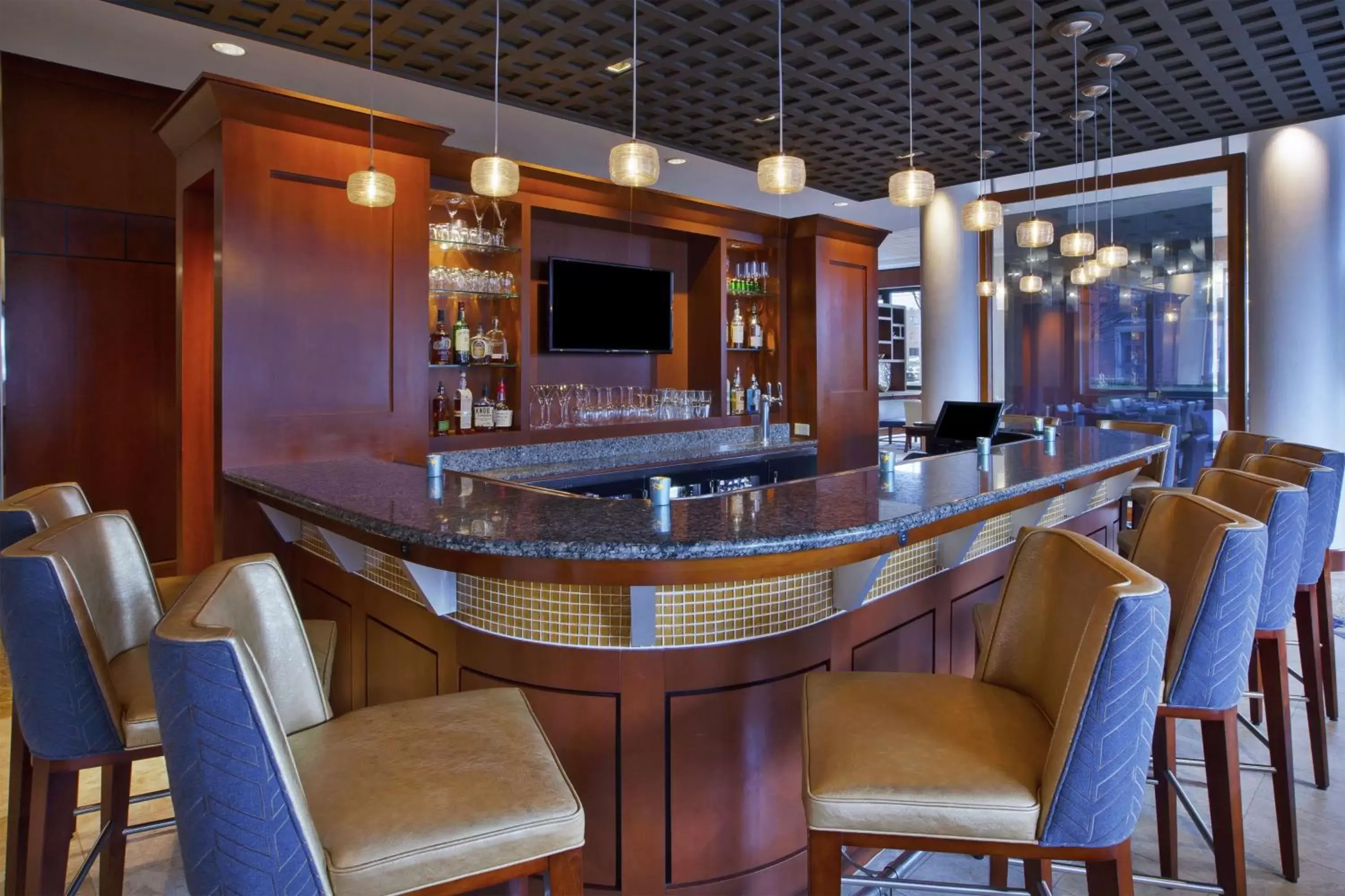 Lounge or bar, Lounge/Bar in Hilton Garden Inn Portland Downtown Waterfront