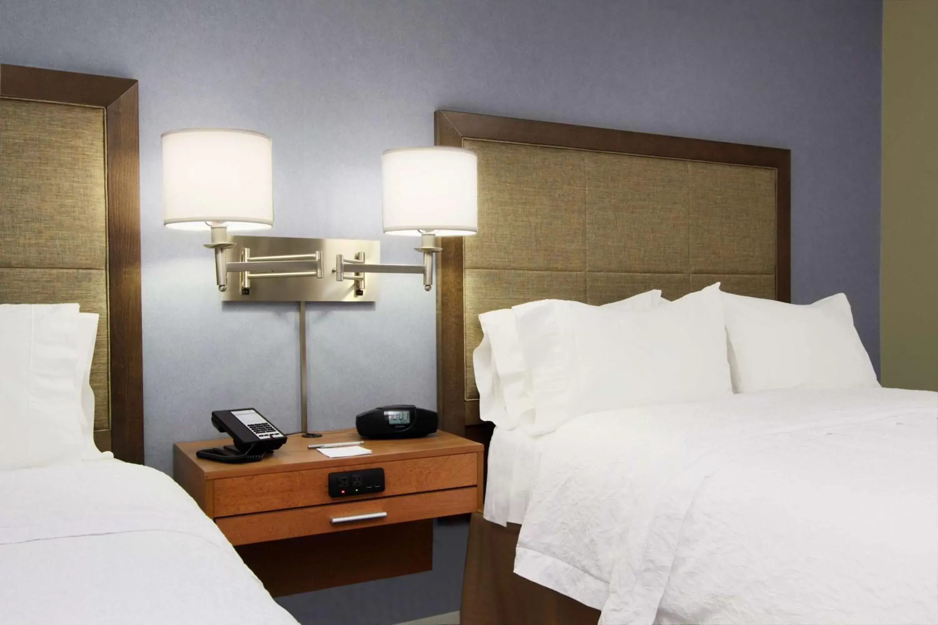 Bed in Hampton by Hilton Austin South - I-35 & Ben White