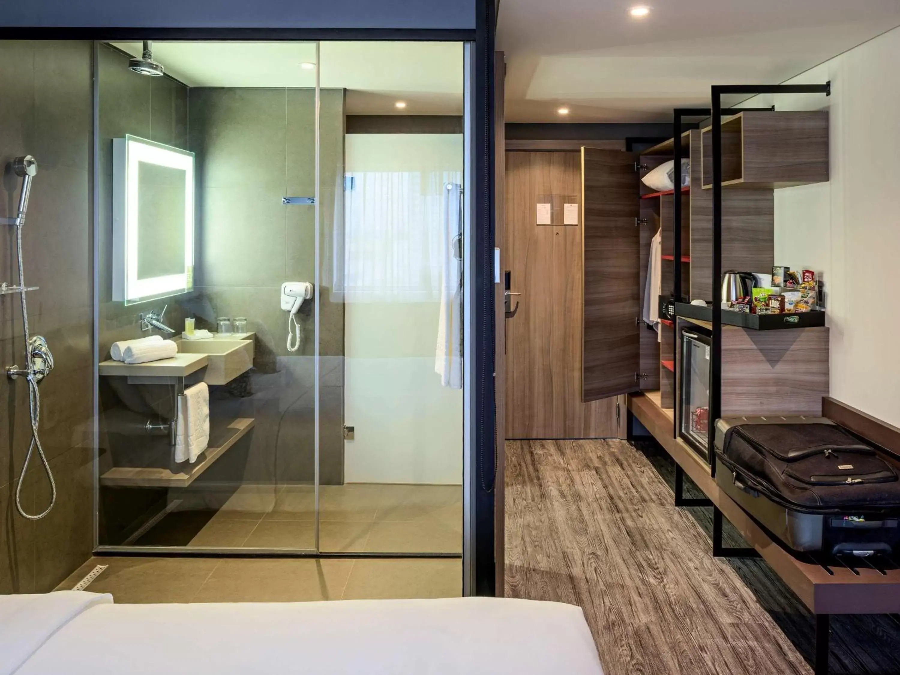 Photo of the whole room, Bathroom in Novotel Sorocaba