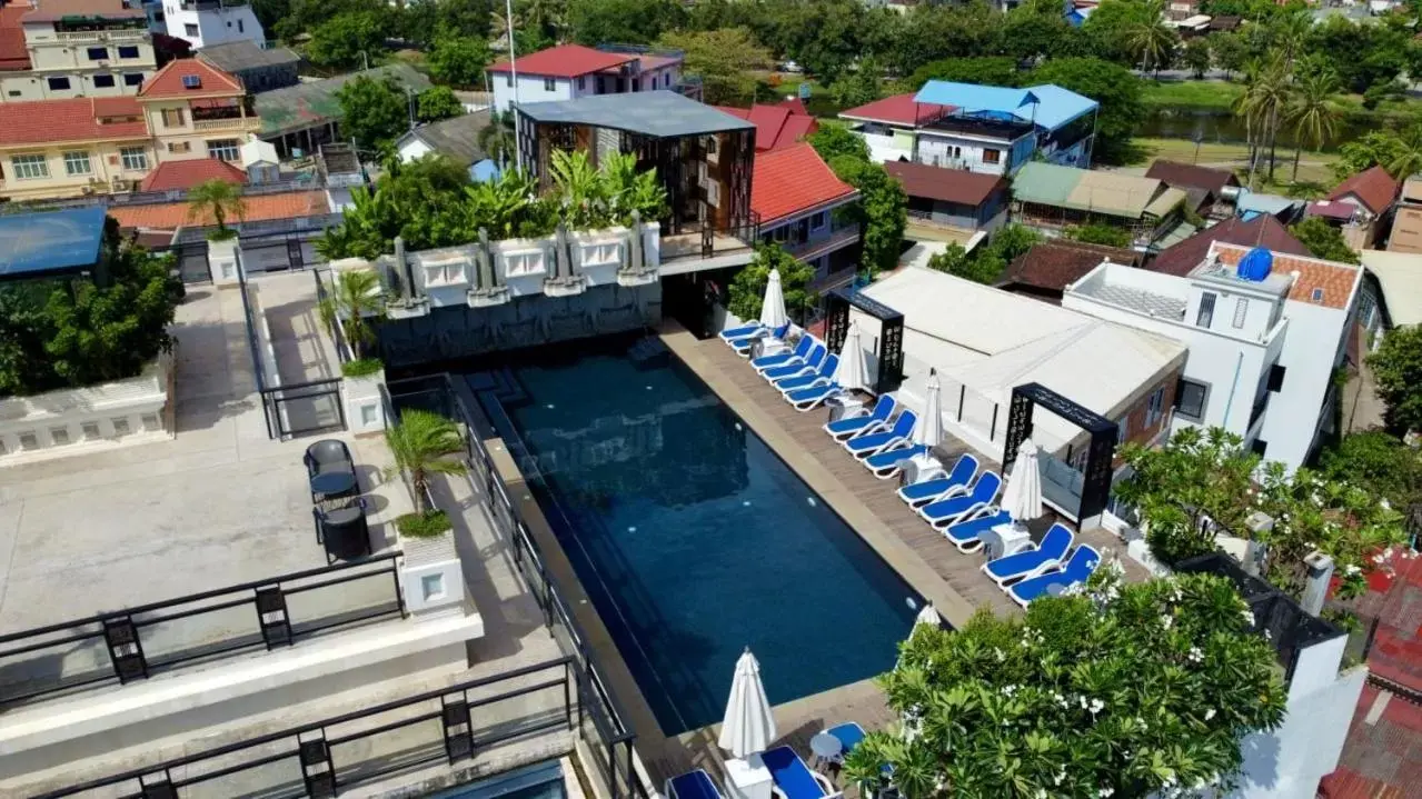 Swimming pool, Bird's-eye View in HARI Residence & Spa