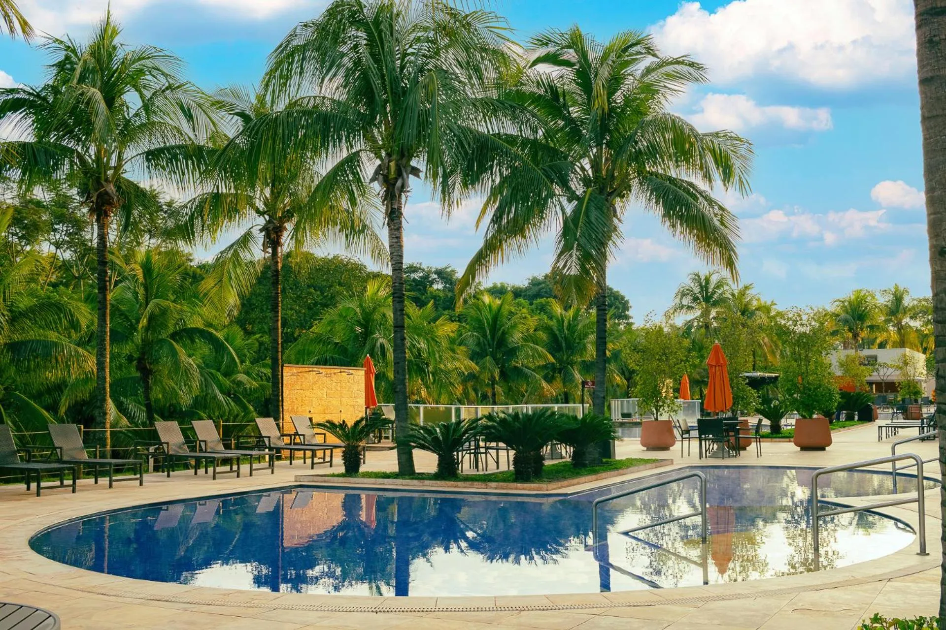 Swimming pool in Hot Beach Celebration