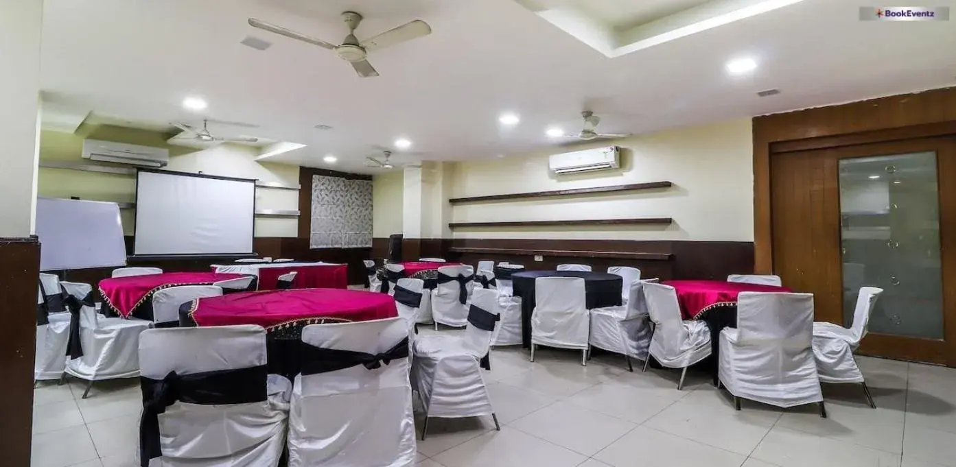 Banquet/Function facilities, Banquet Facilities in Hotel Mandakini Plaza