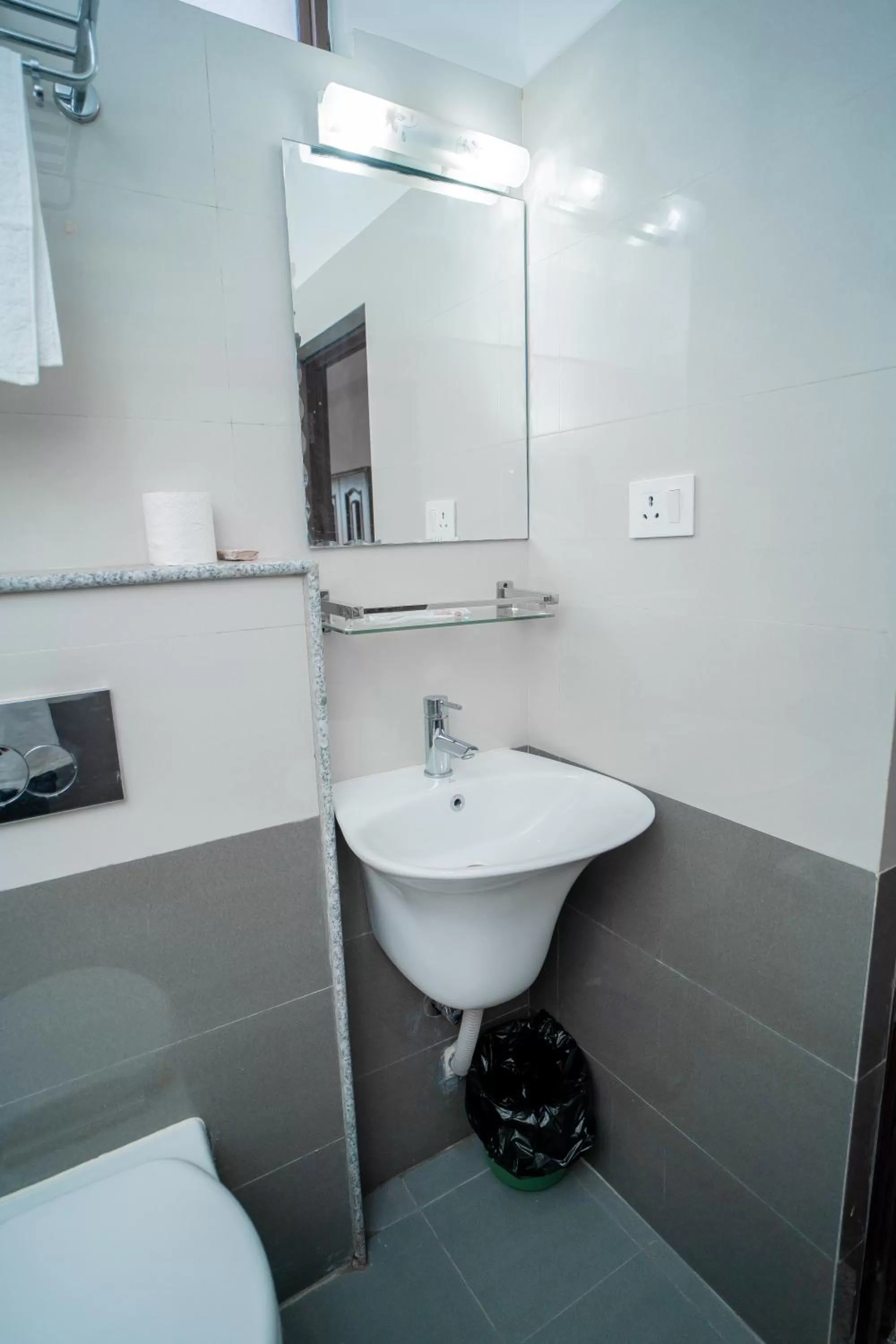 Bathroom in Madhuban Hotel