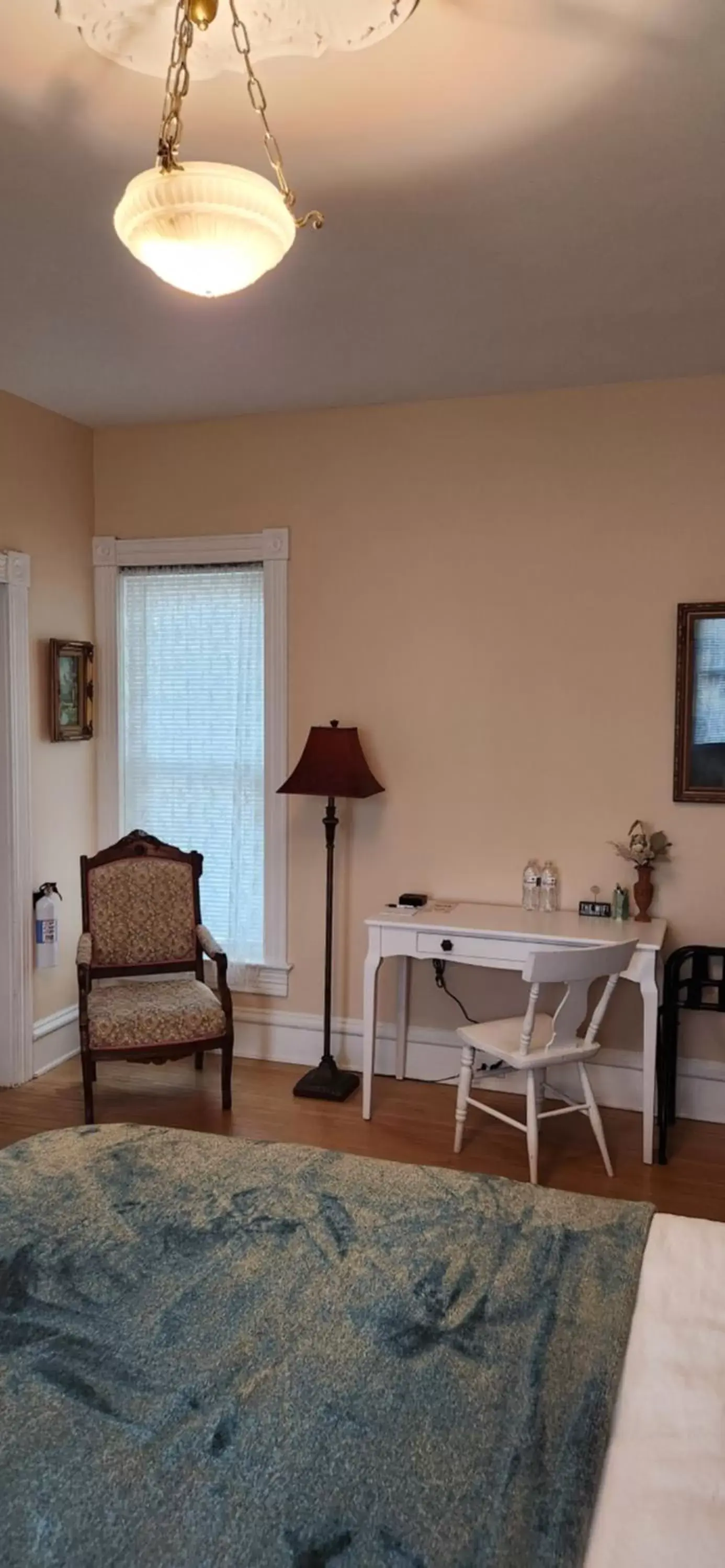 Seating Area in Oaklawn Inn