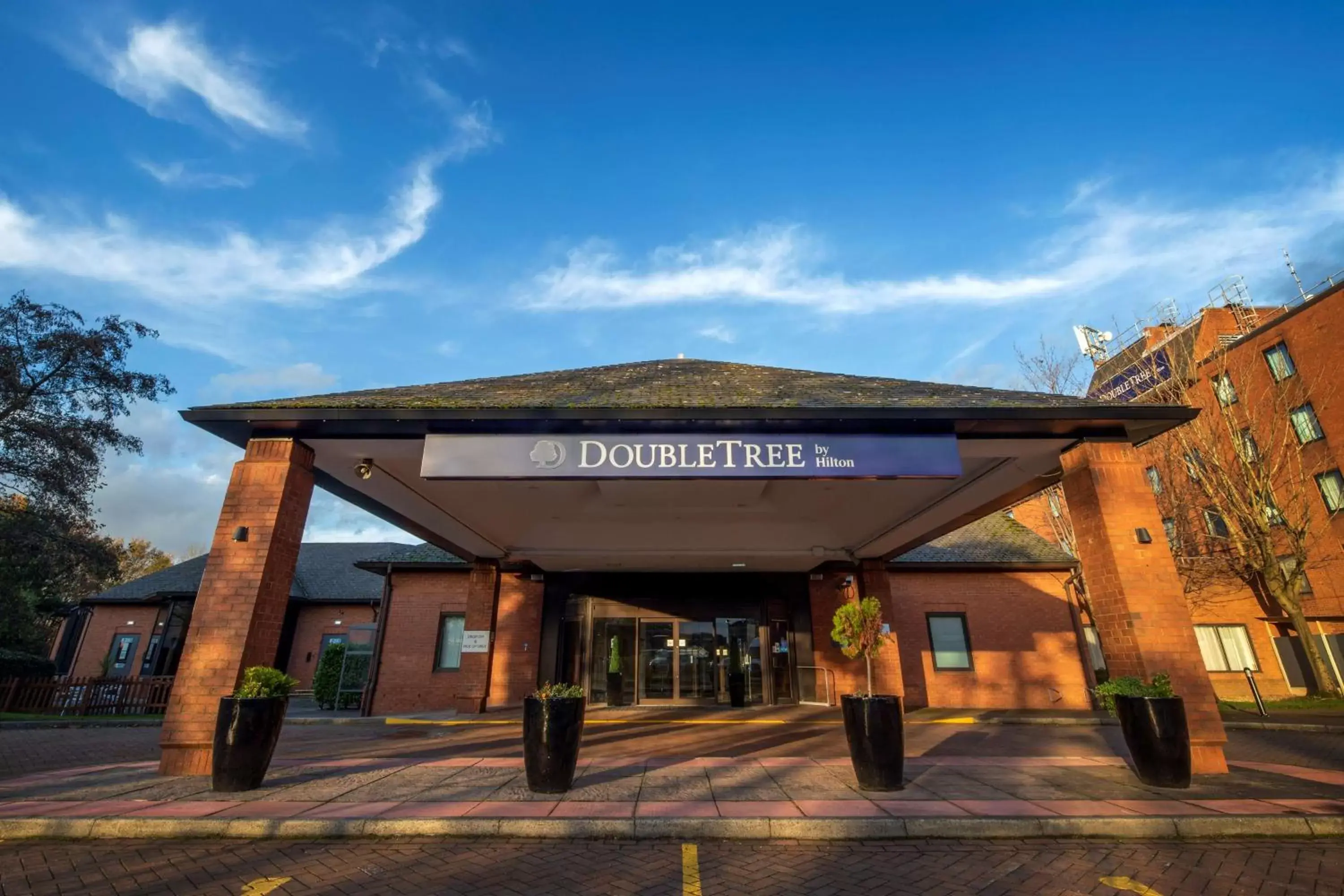 Property building in DoubleTree by Hilton Manchester Airport