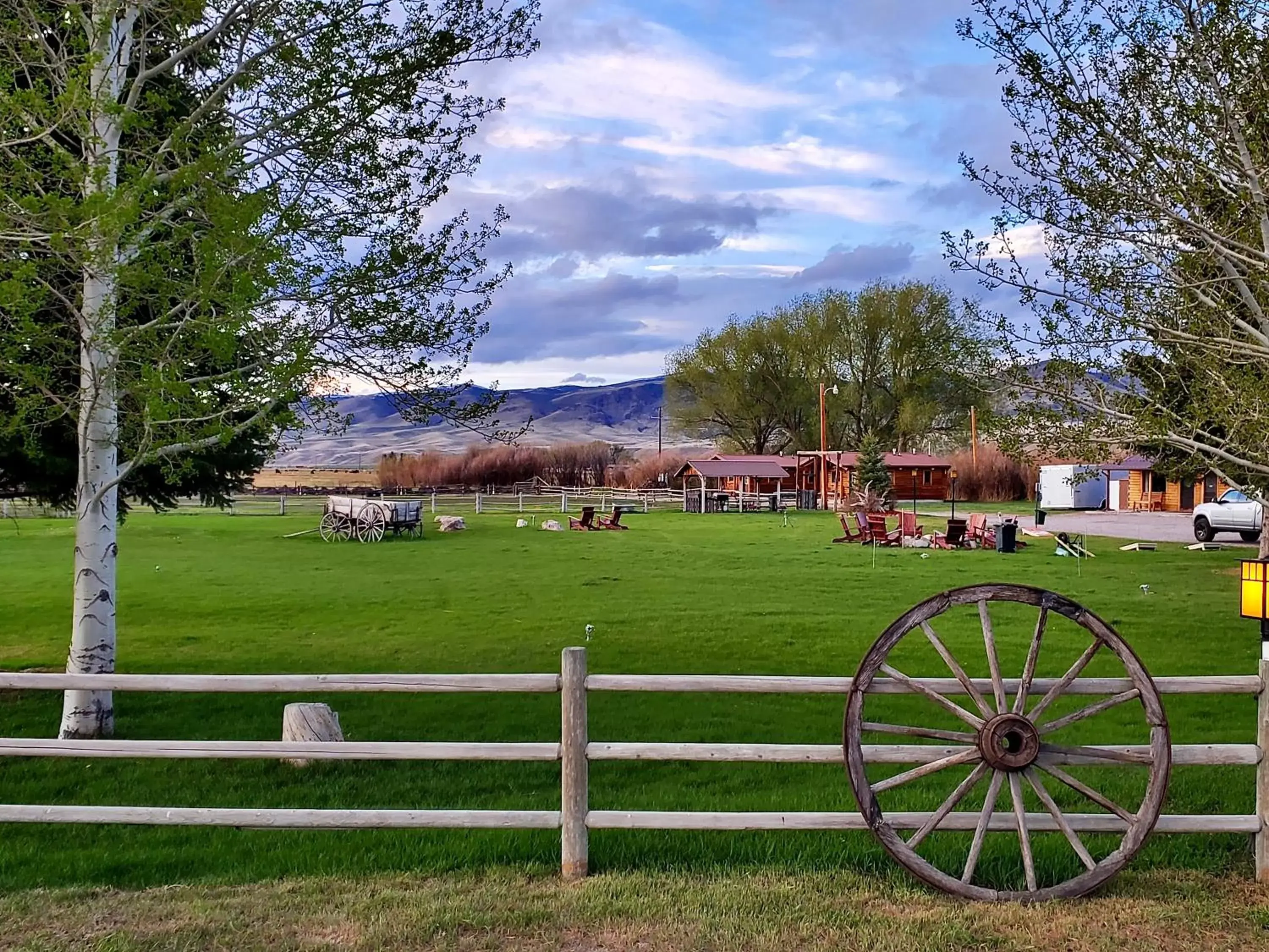 Garden in Sportsman Lodge Melrose MT