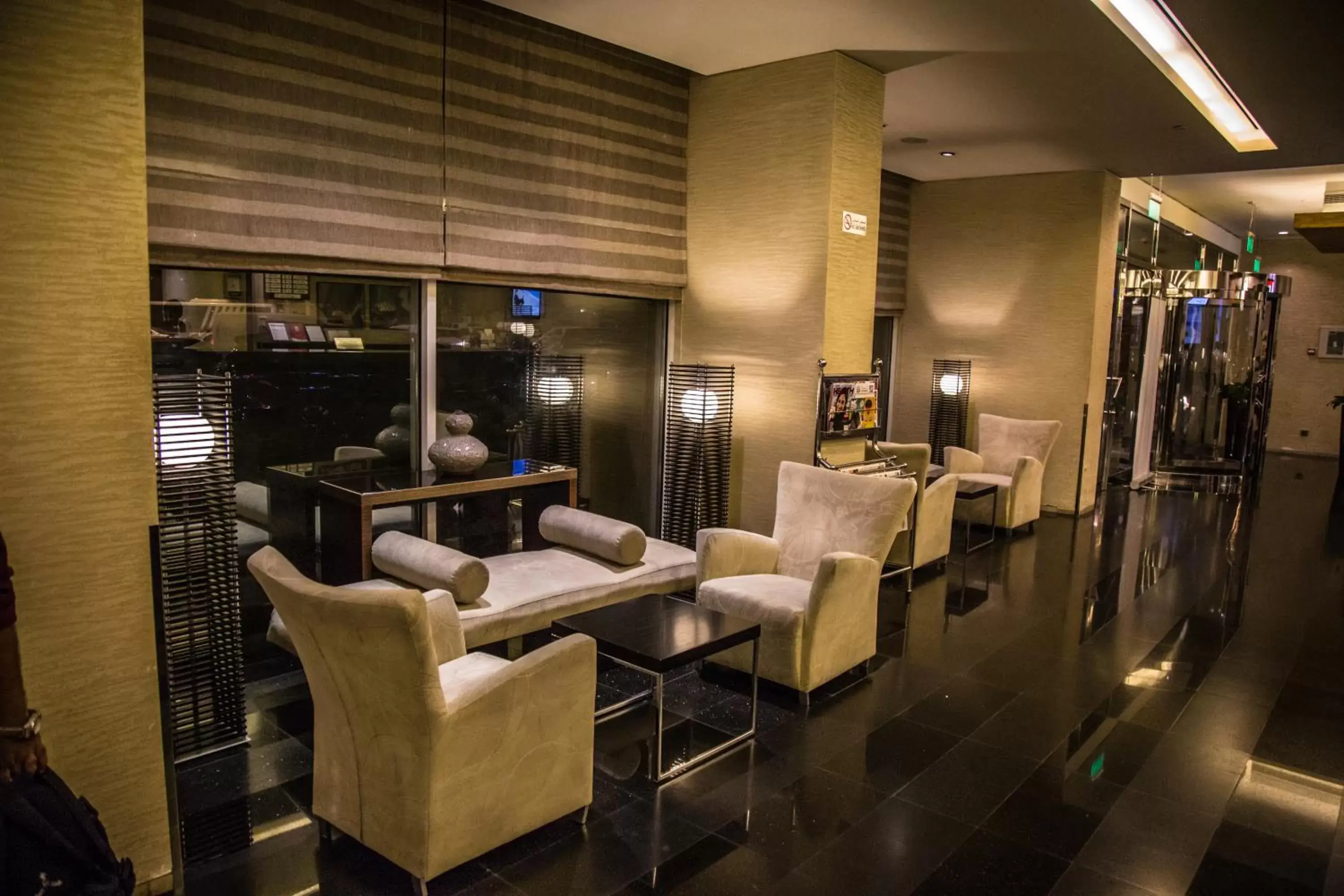 Lobby or reception, Lounge/Bar in Saffron Boutique Hotel