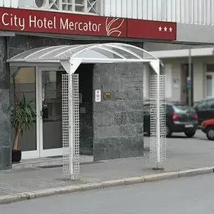 Facade/entrance in City Hotel Mercator