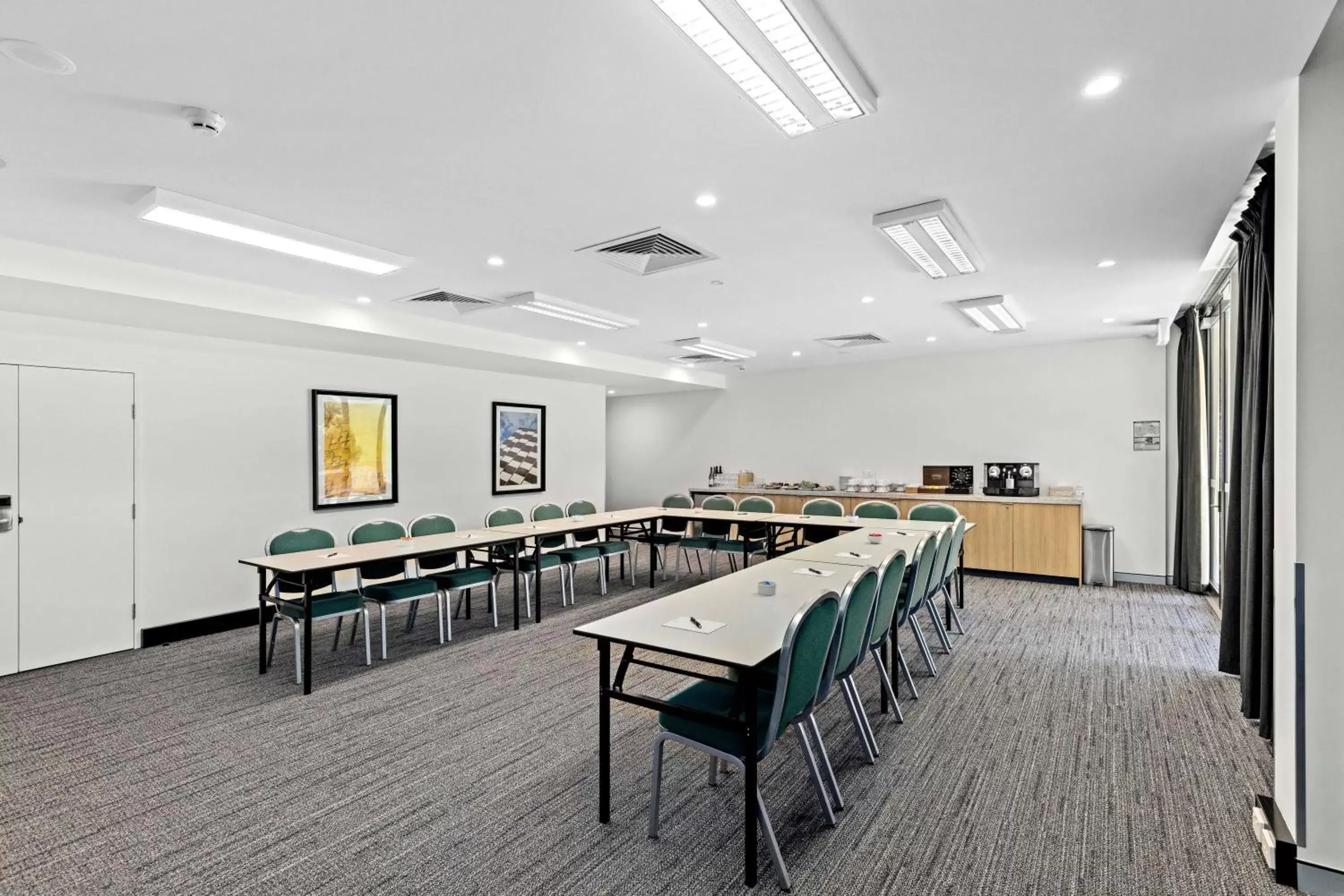 Business Area/Conference Room in Quest Kelvin Grove