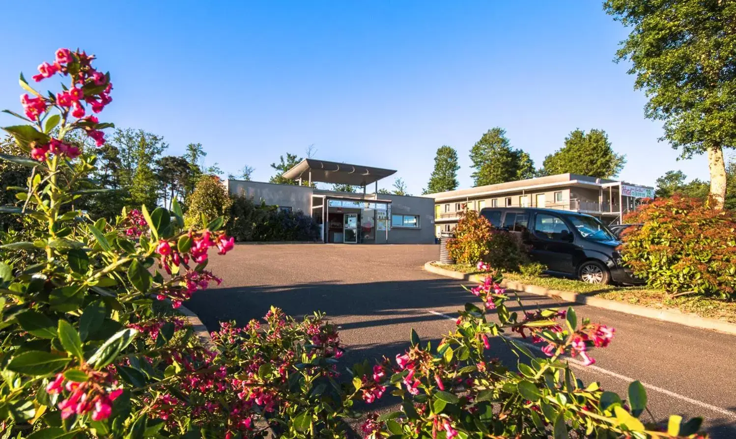 Facade/entrance, Property Building in Hôtel Eco Chic Facade/entrance, Property Building in Hôtel Eco Chic